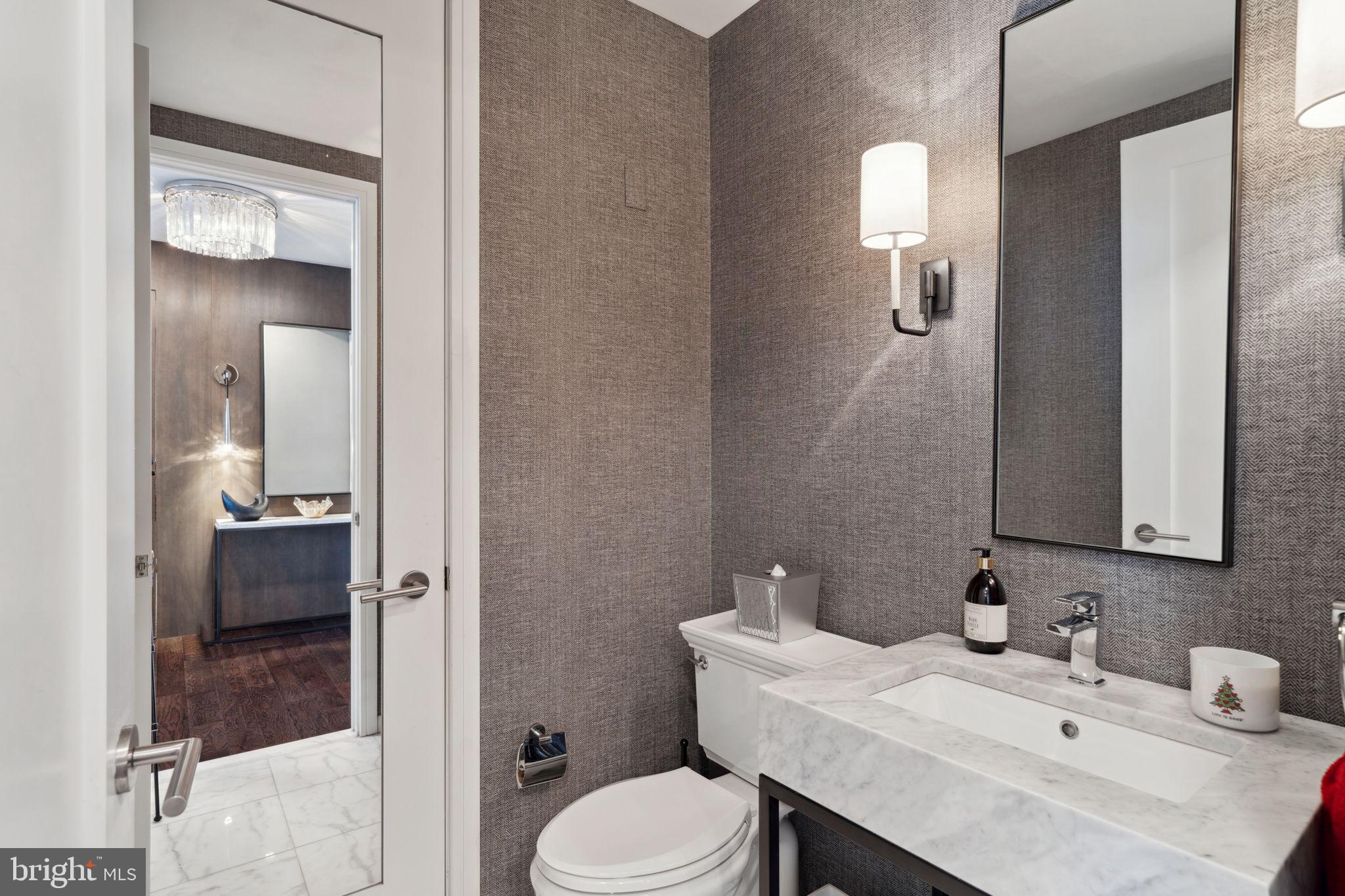1414 S Penn Sq #15dc