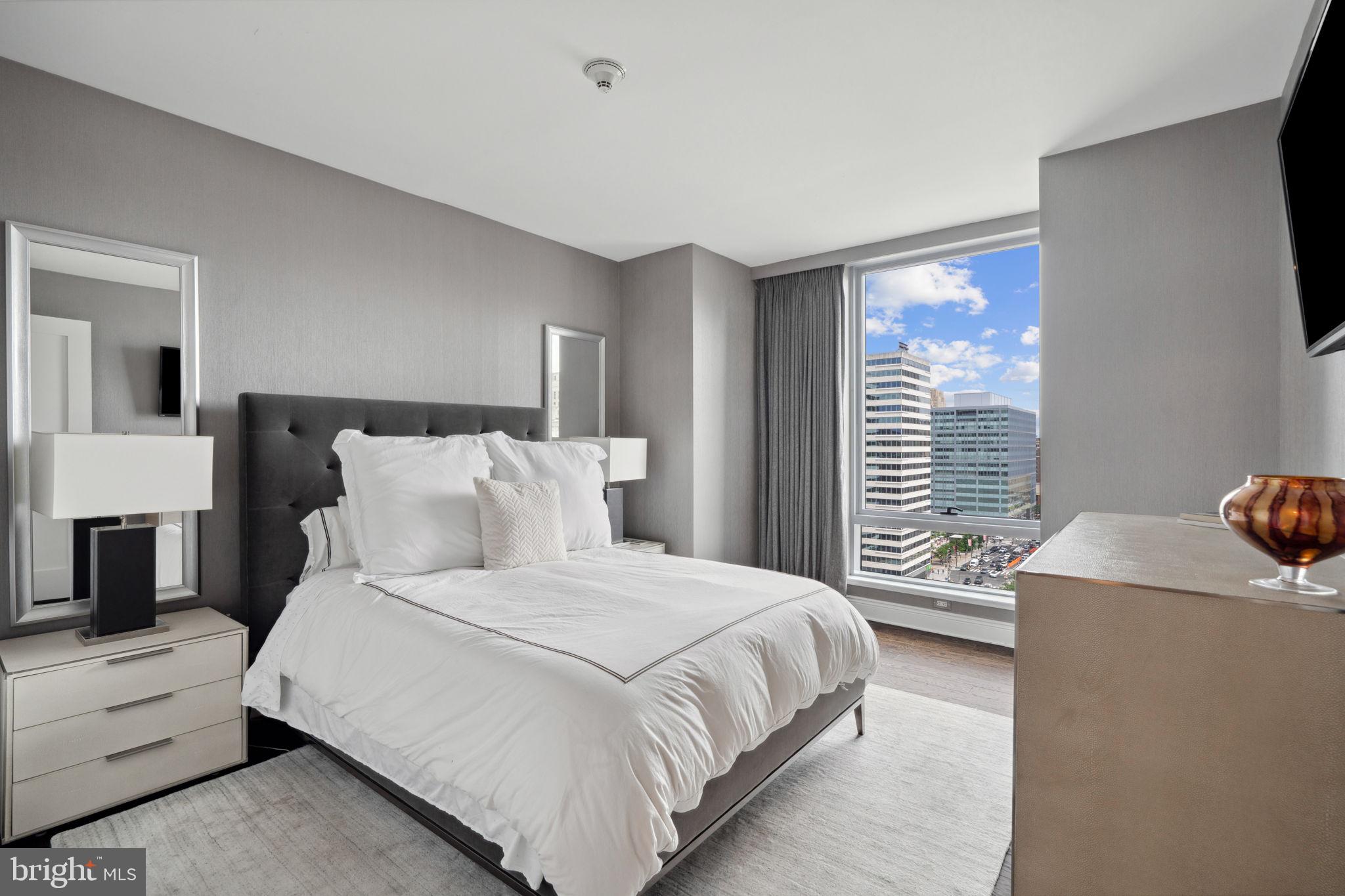 1414 S Penn Sq #15dc