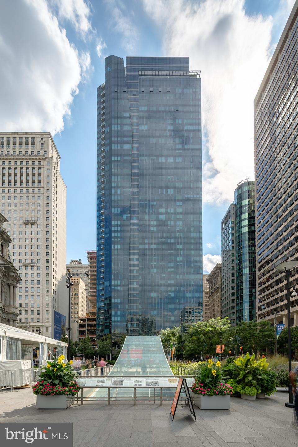 1414 S Penn Sq #15dc