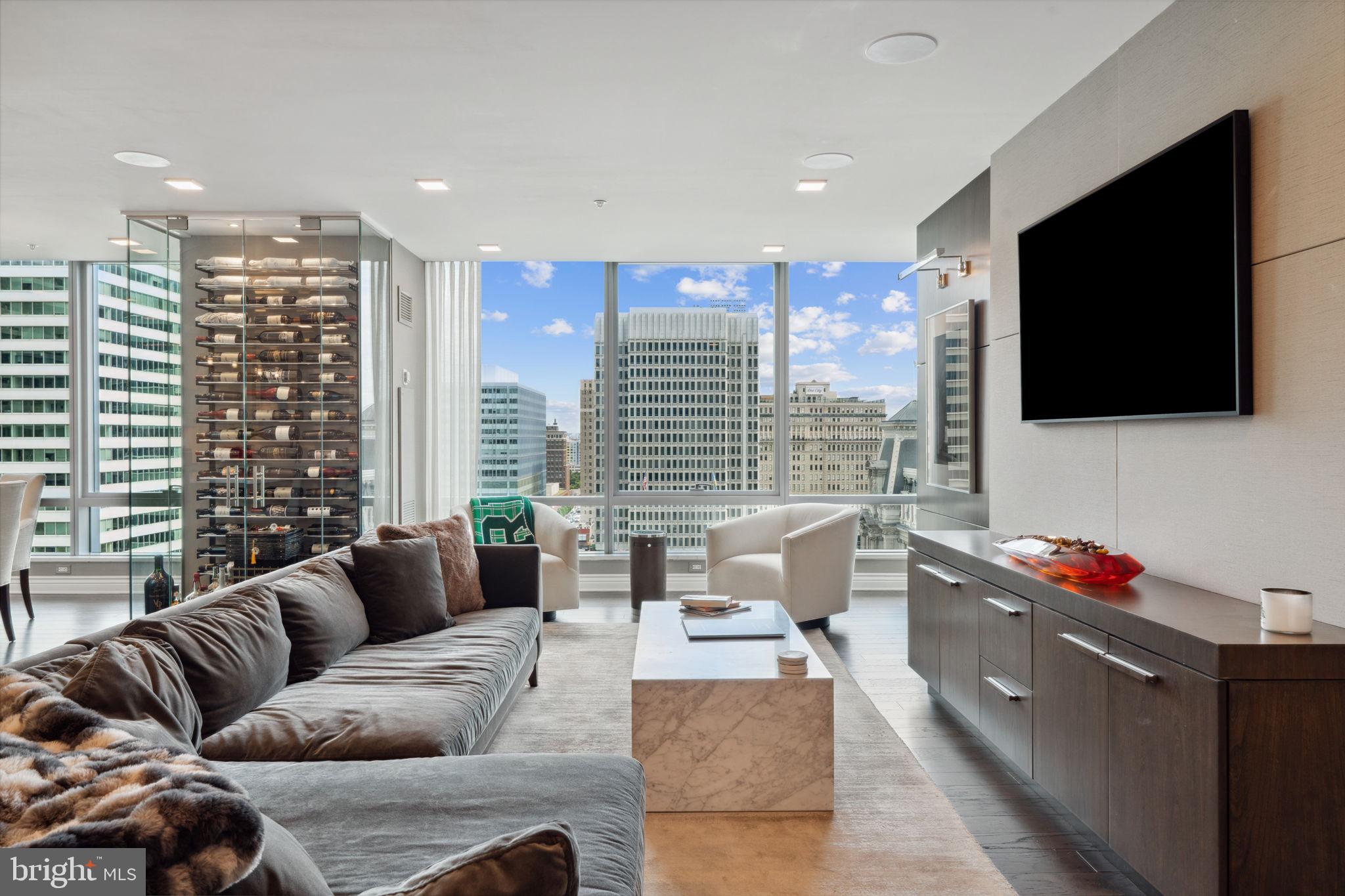 1414 S Penn Sq #15dc