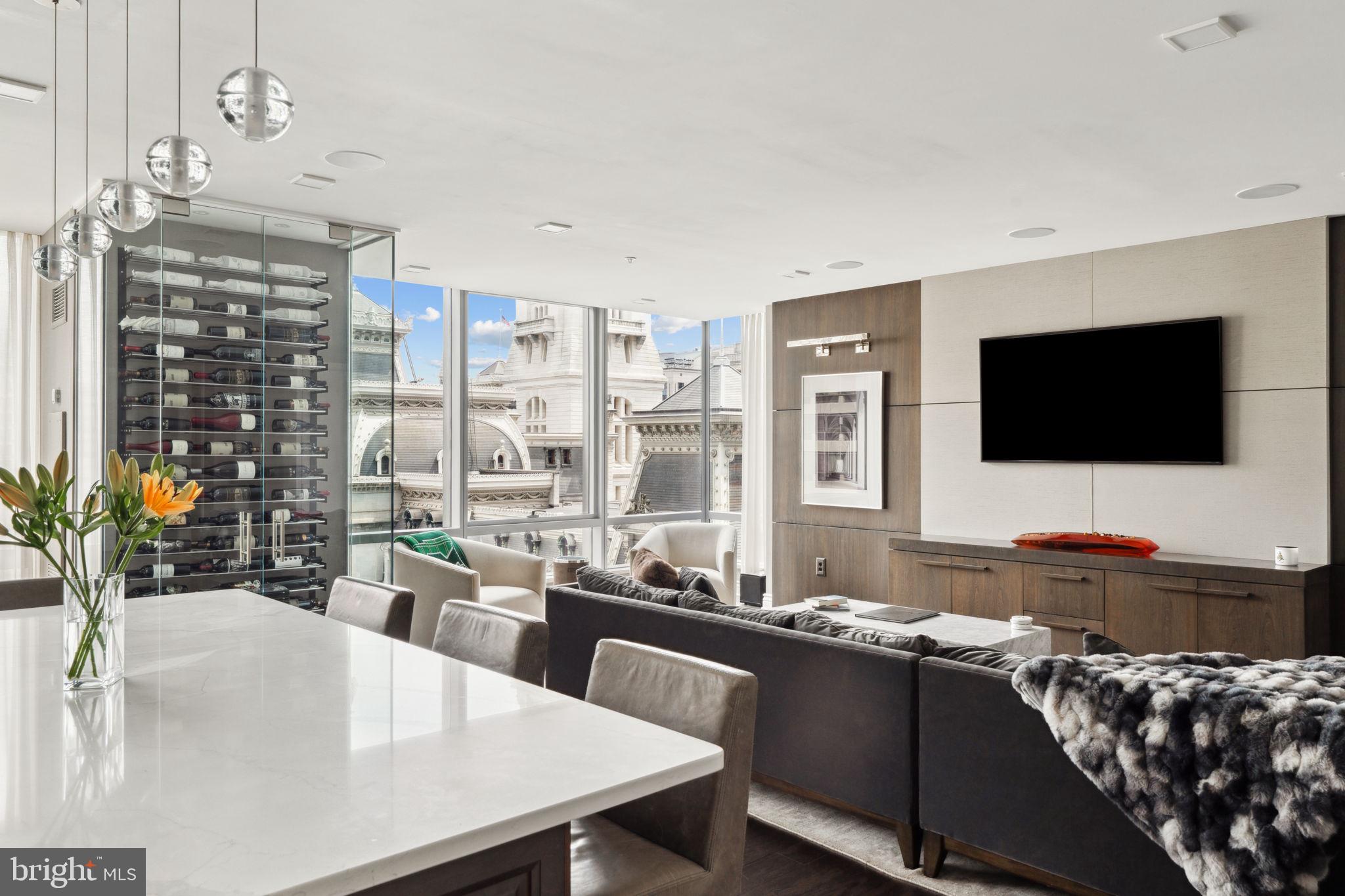1414 S Penn Sq #15dc