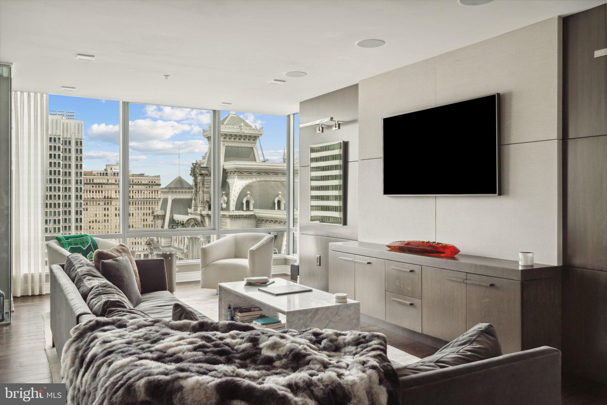 1414 S Penn Sq #15dc