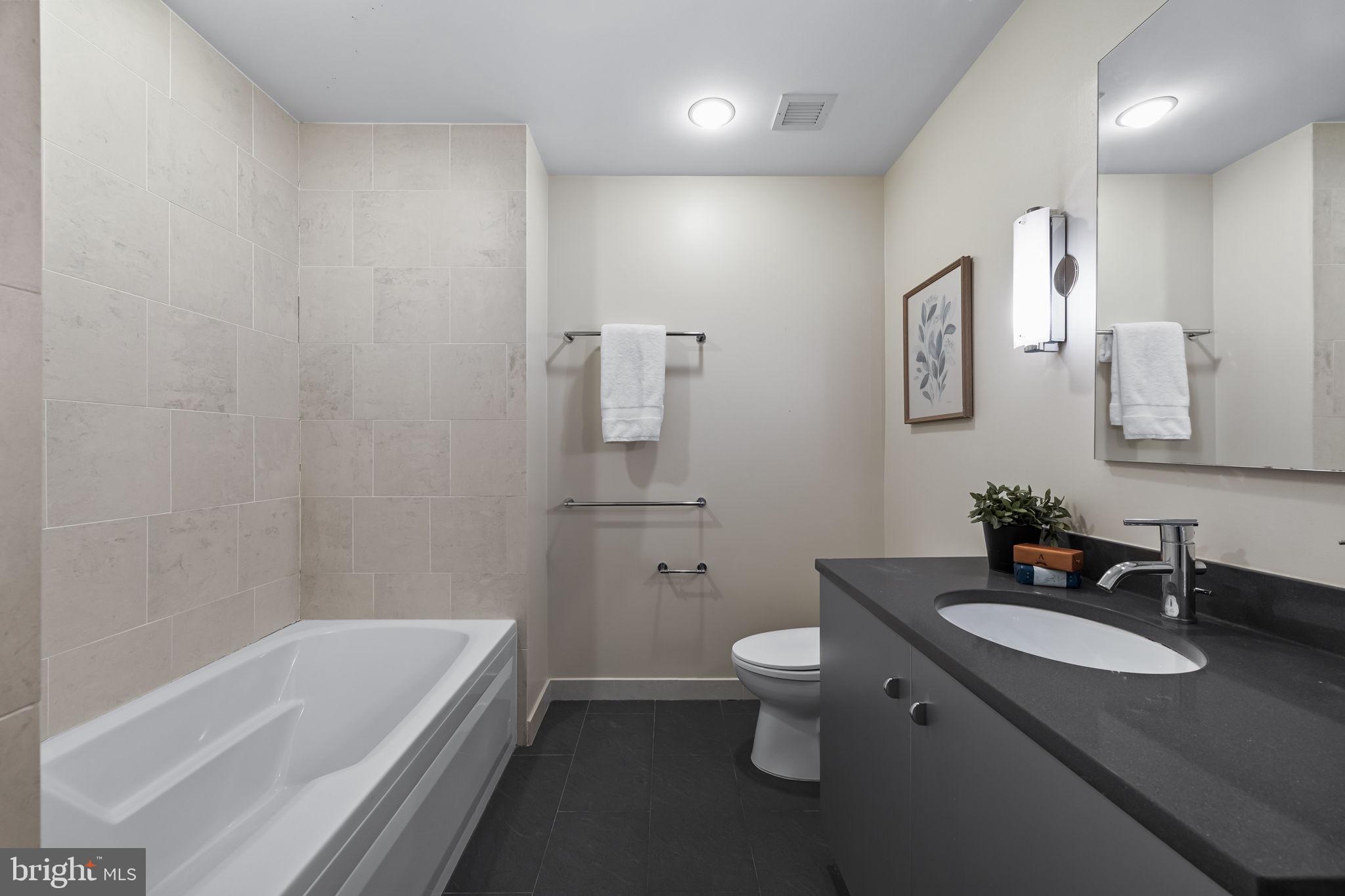 2101 Market St #2105