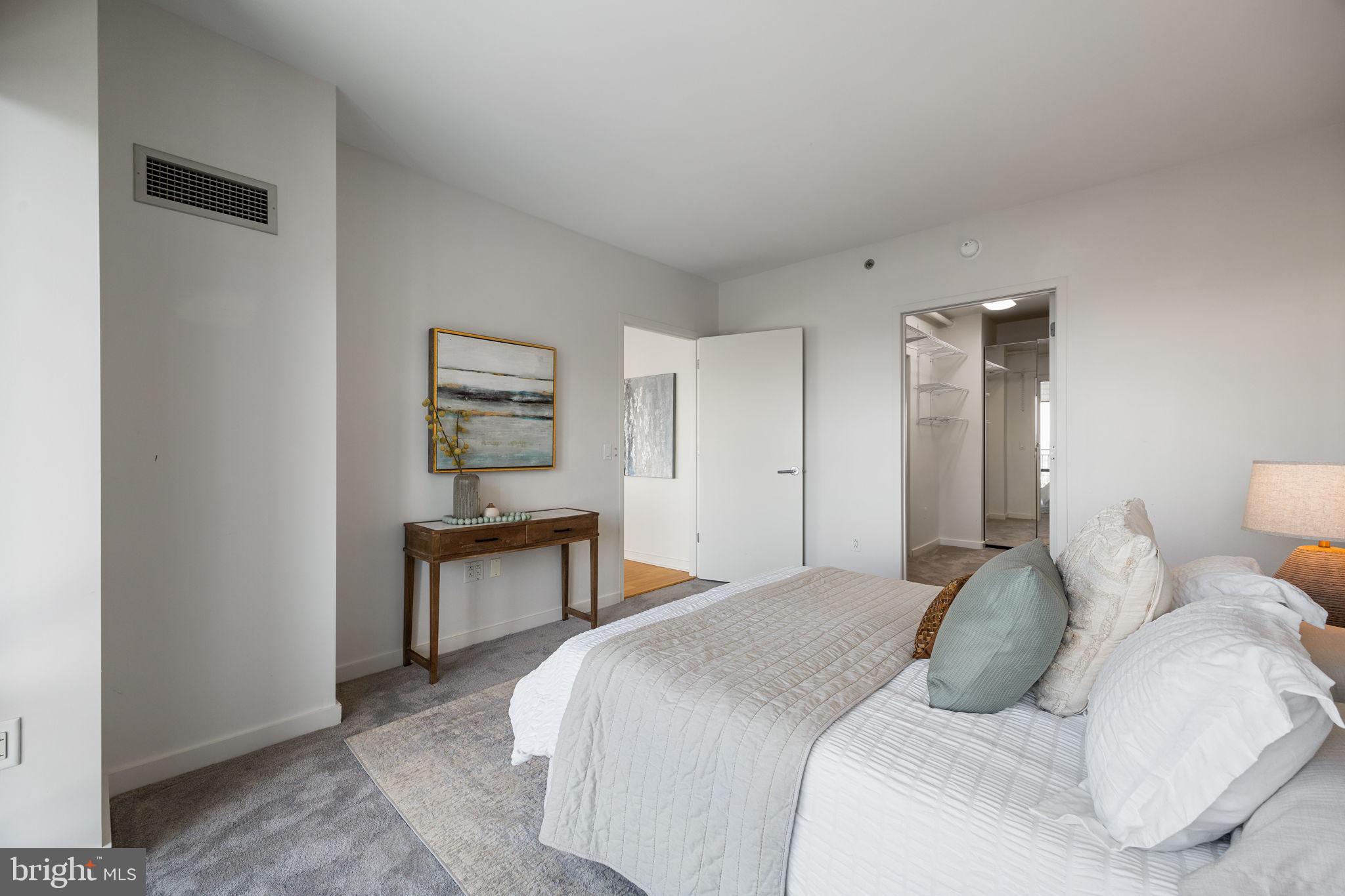 2101 Market St #2204