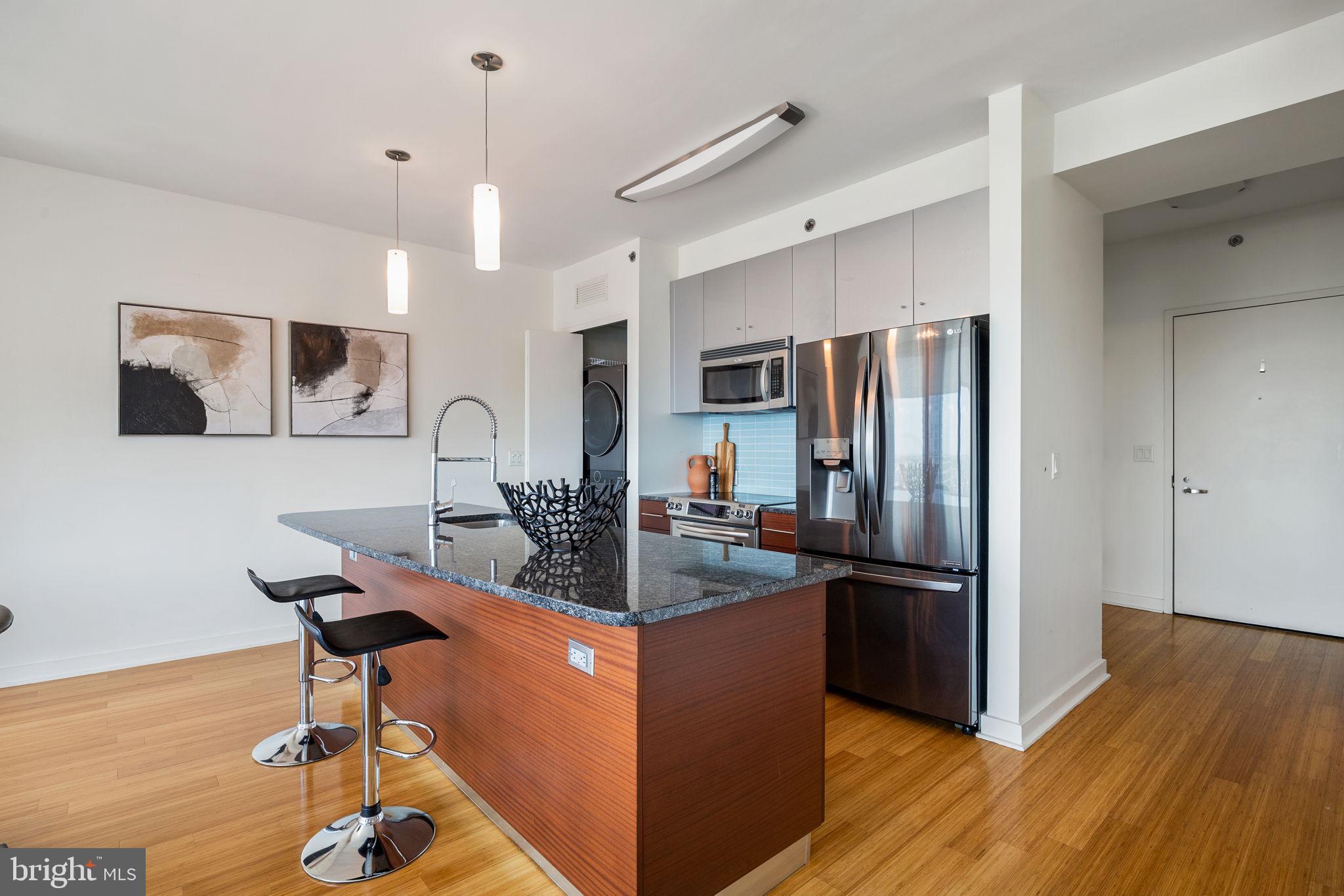 2101 Market St #2204