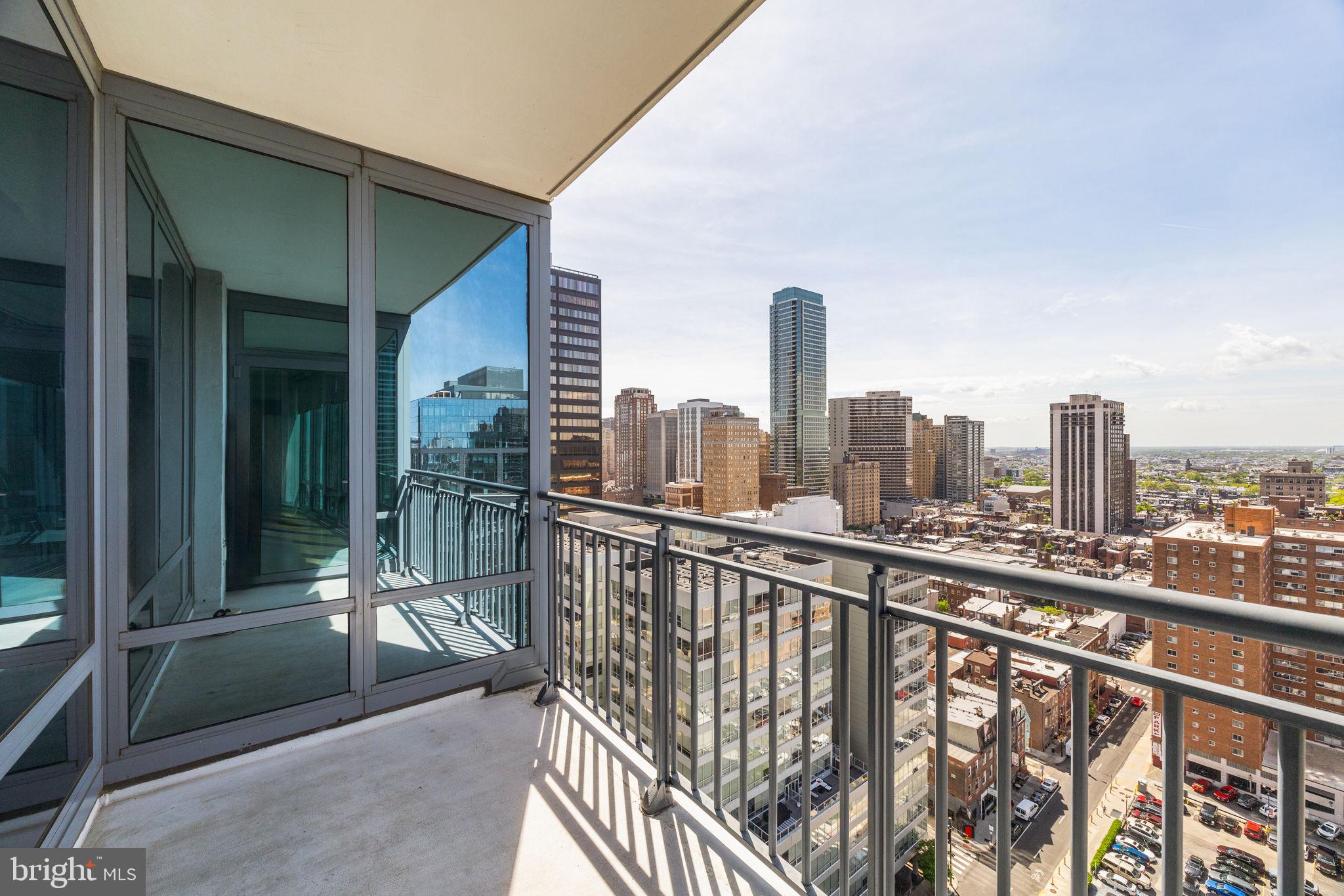 2101 Market St #2204
