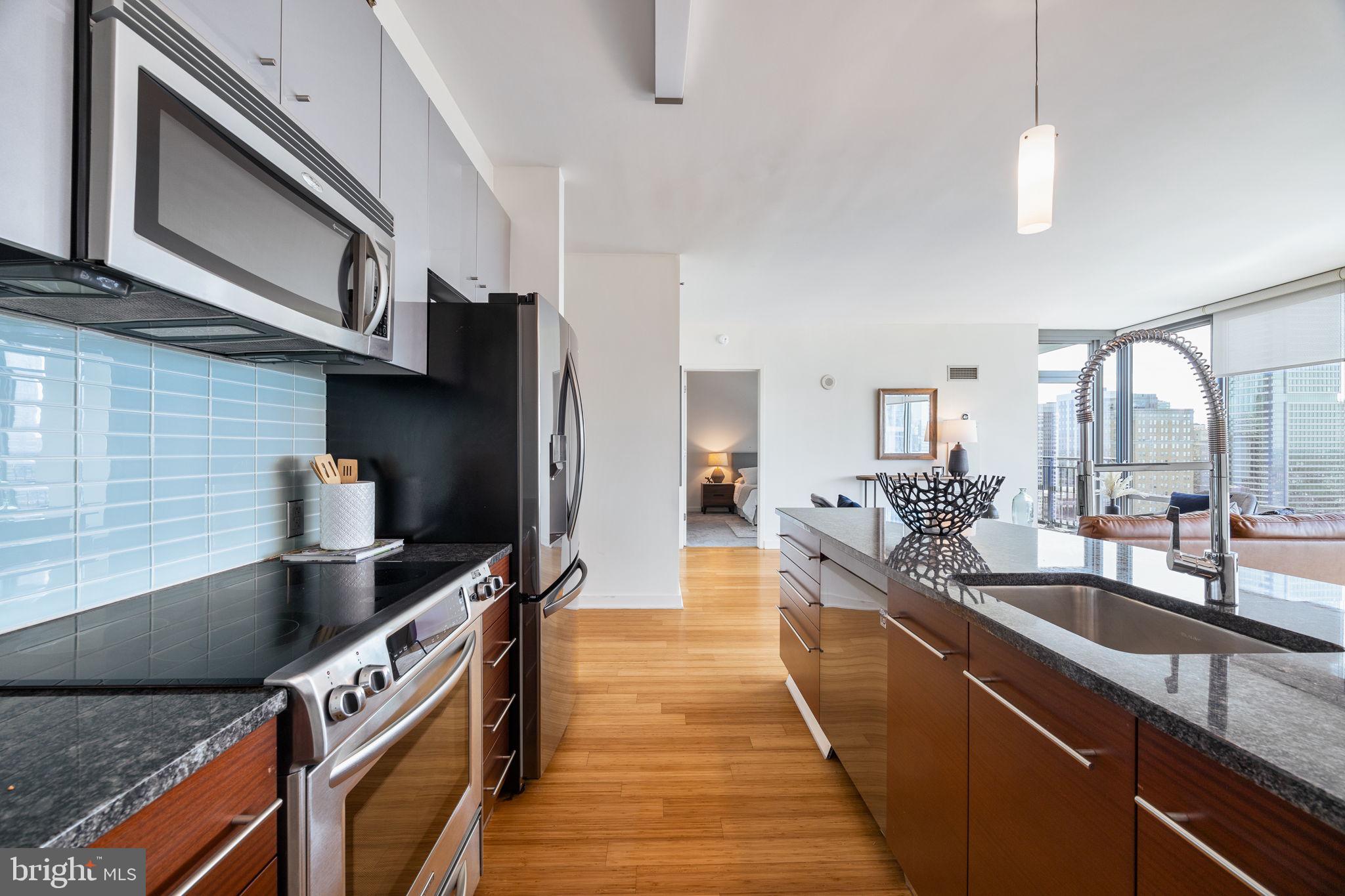 2101 Market St #2204