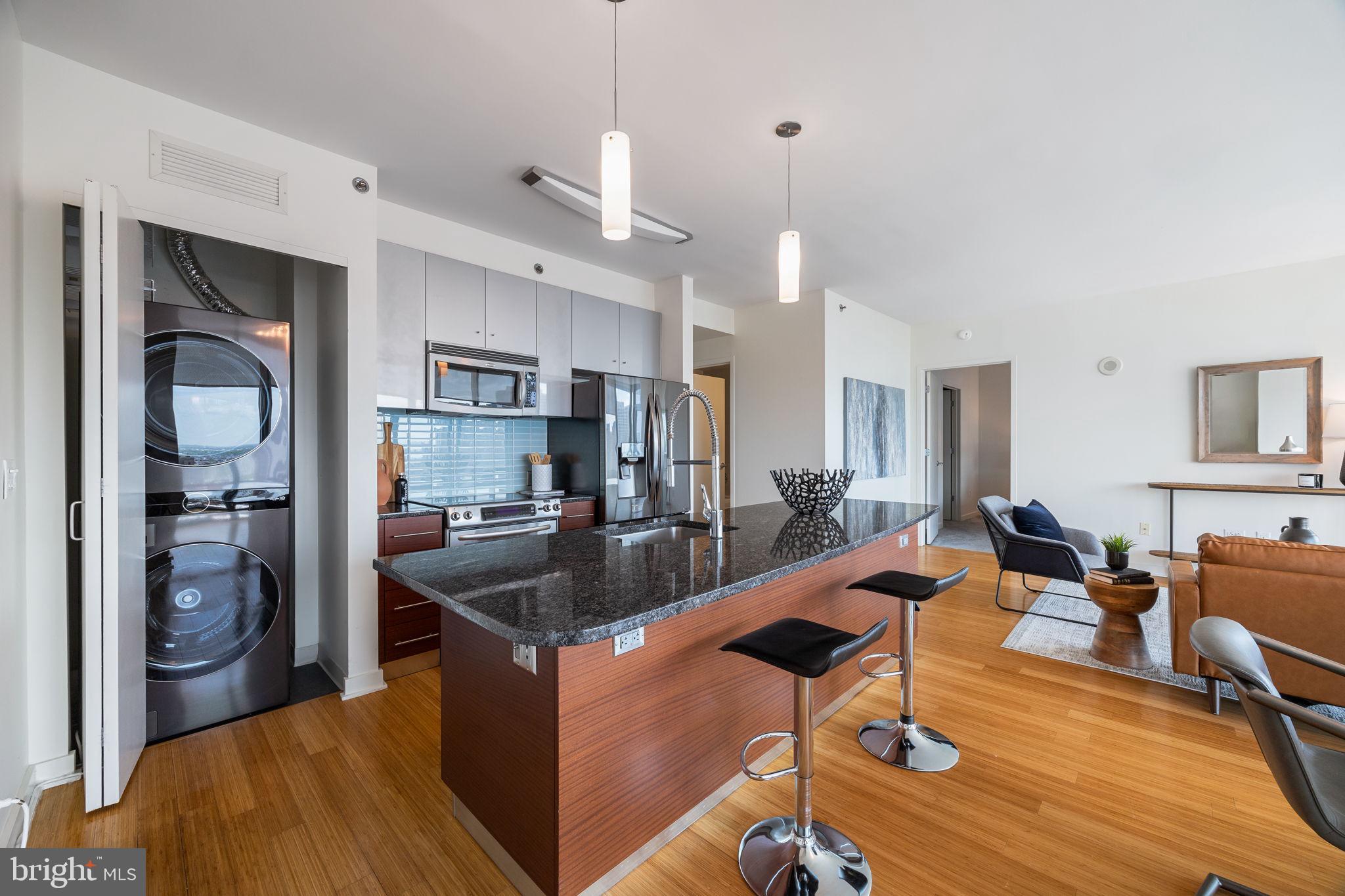 2101 Market St #2204