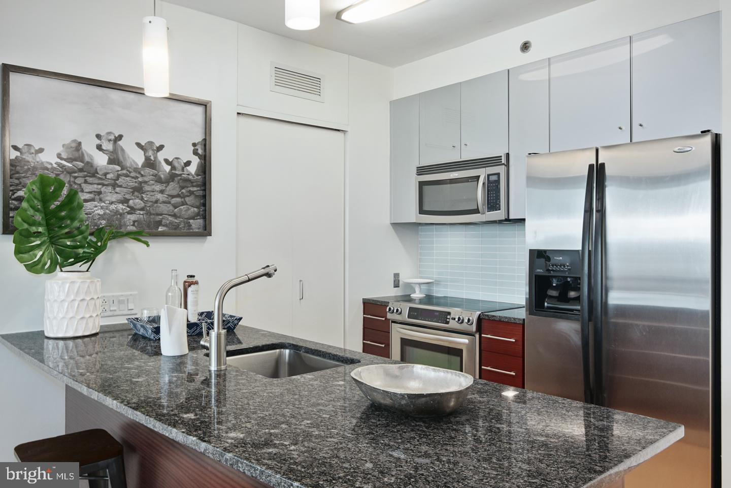 2101 Market St #3405