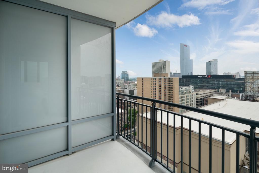 2101 Market St #902