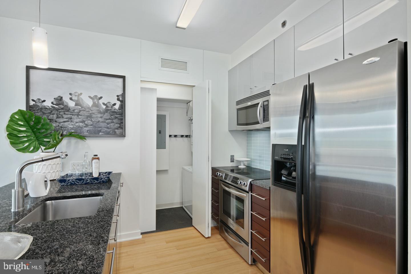 2101 Market St #3605