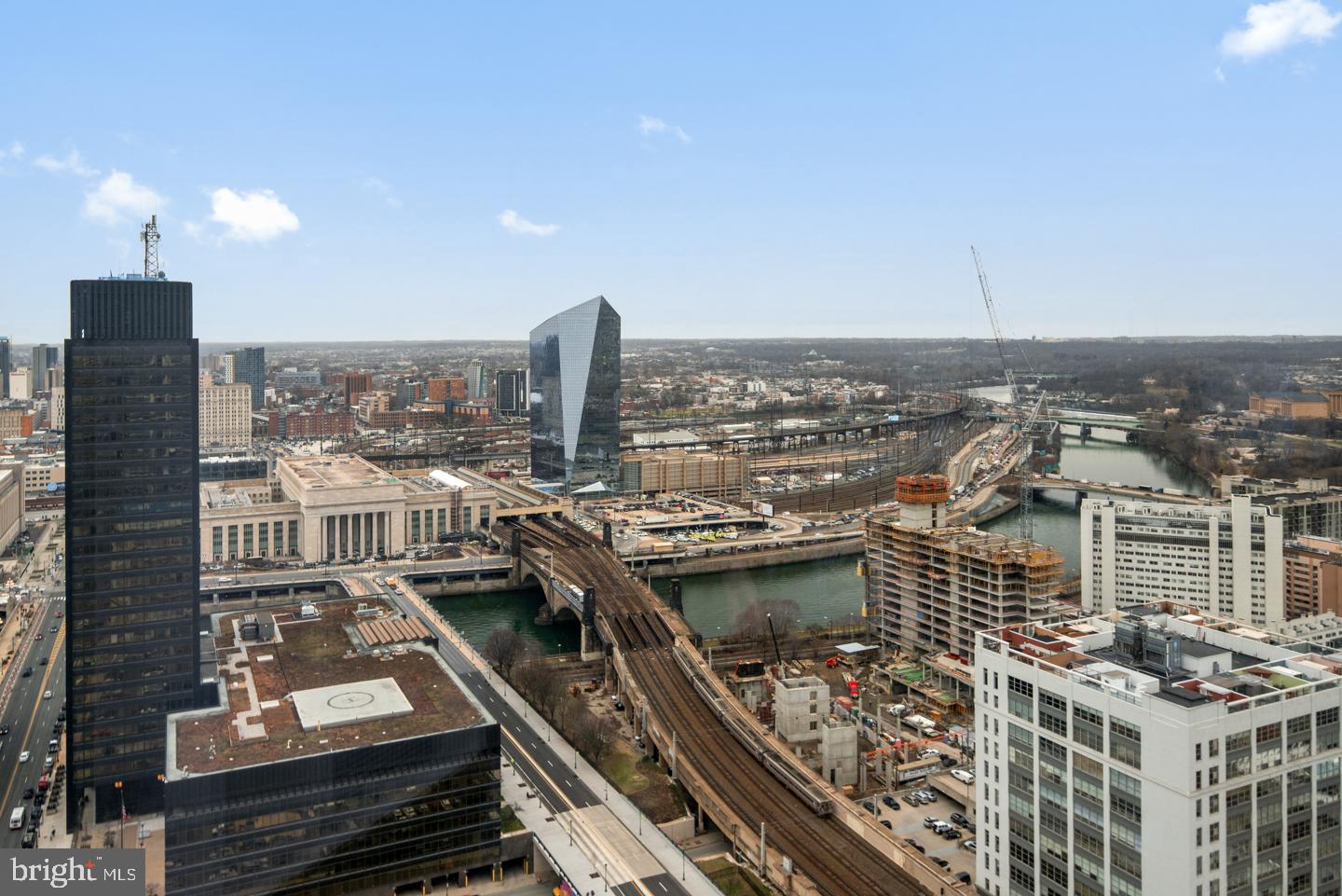 2101 Market St #3502