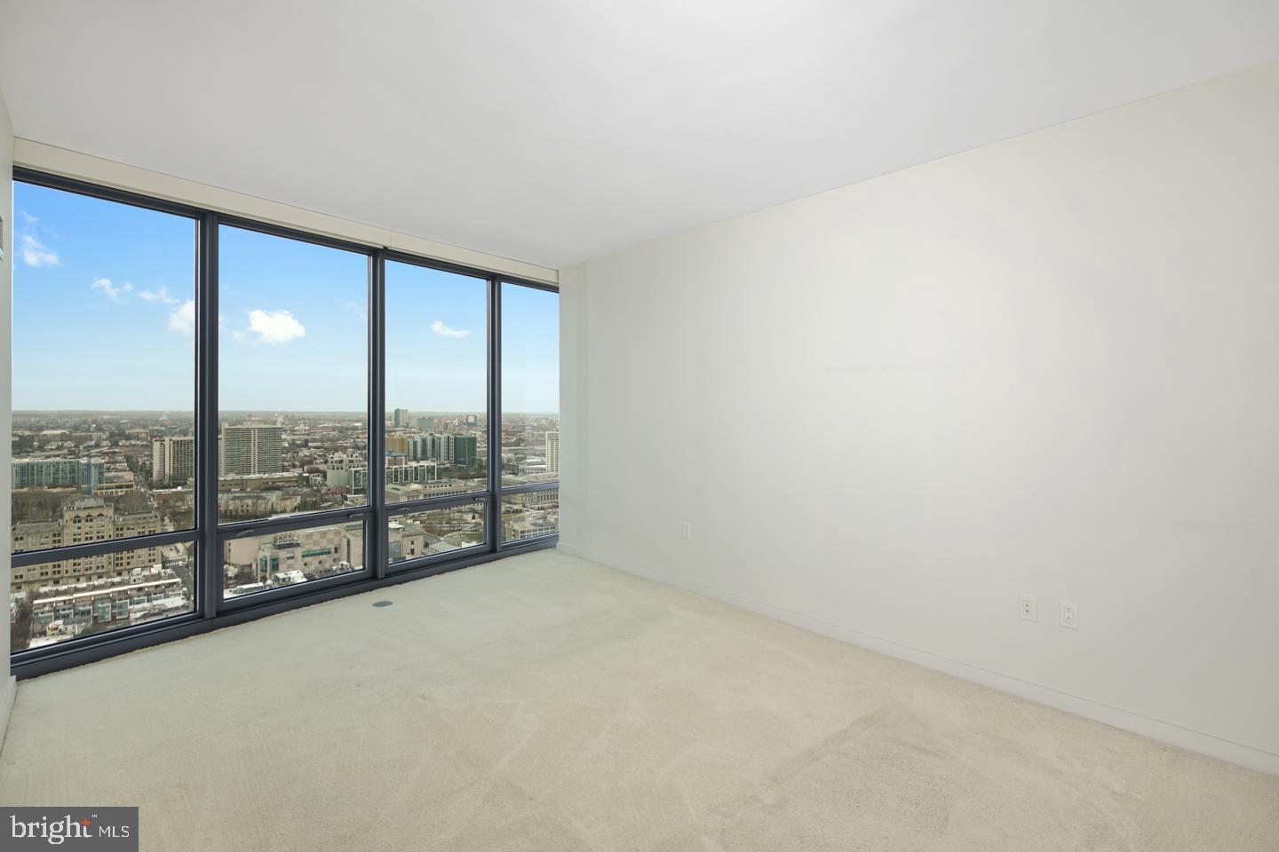 2101 Market St #3502