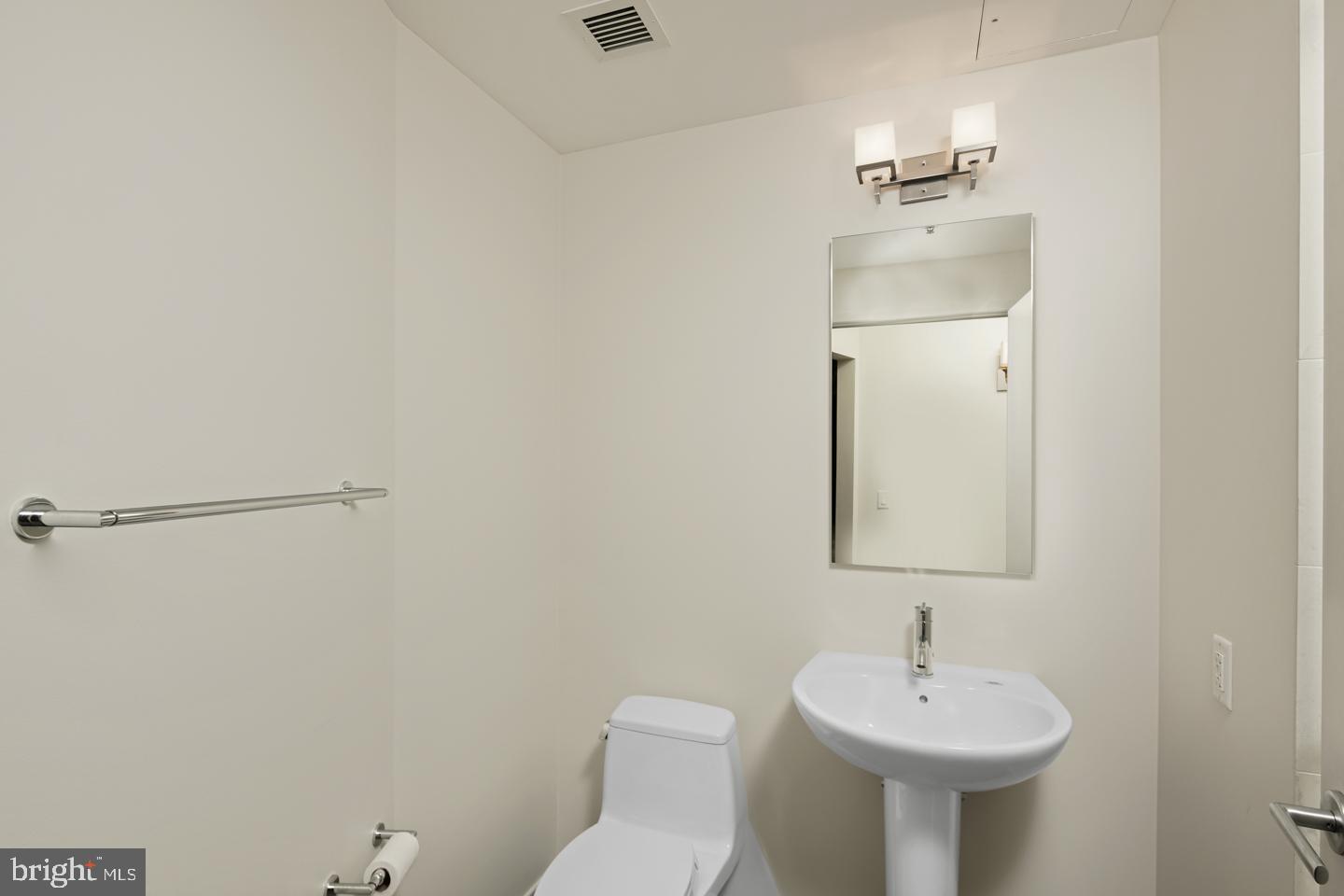 2101 Market St #3502