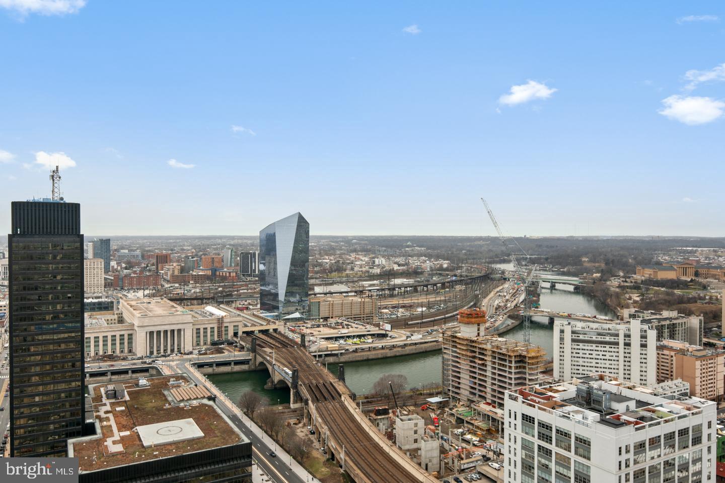 2101 Market St #3502
