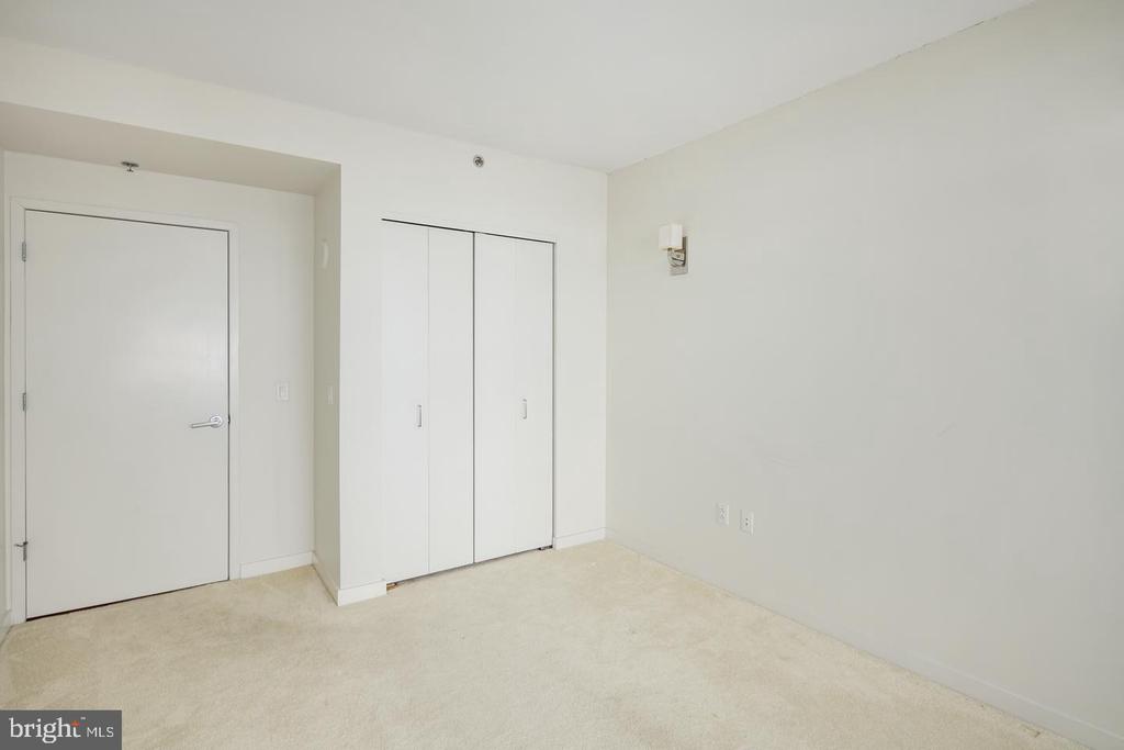2101 Market St #3502