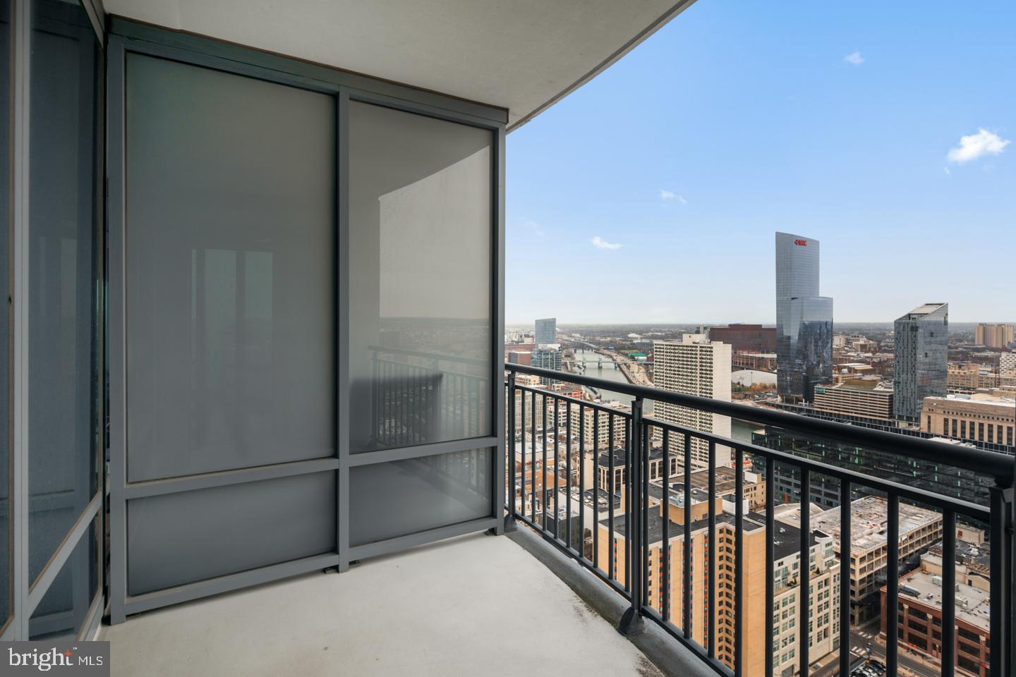 2101 Market St #3502