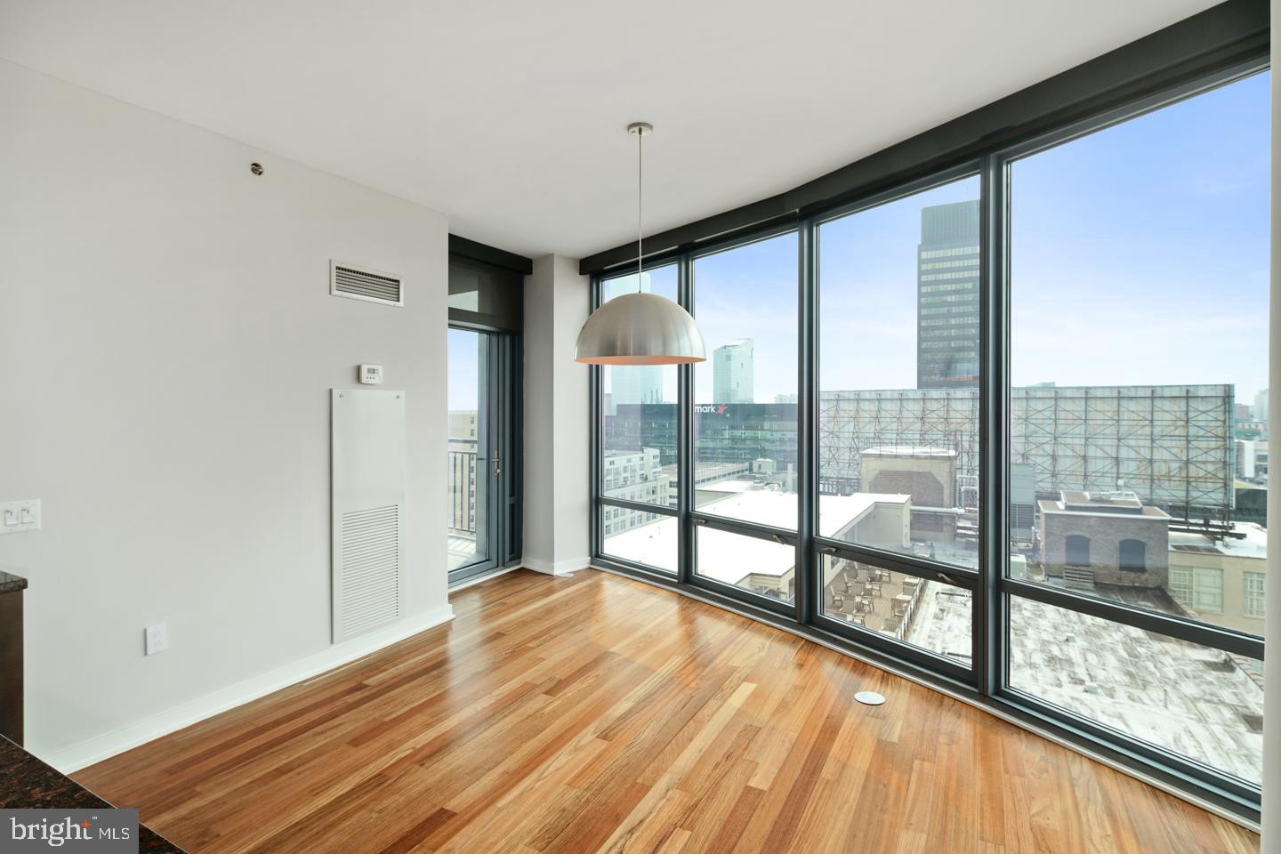 2101 Market St #1902