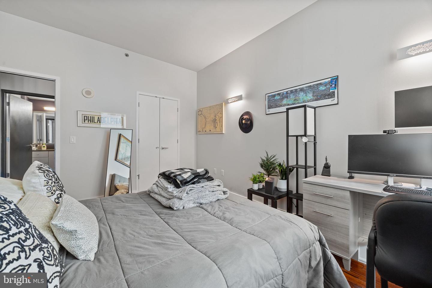 2101 Market St #307