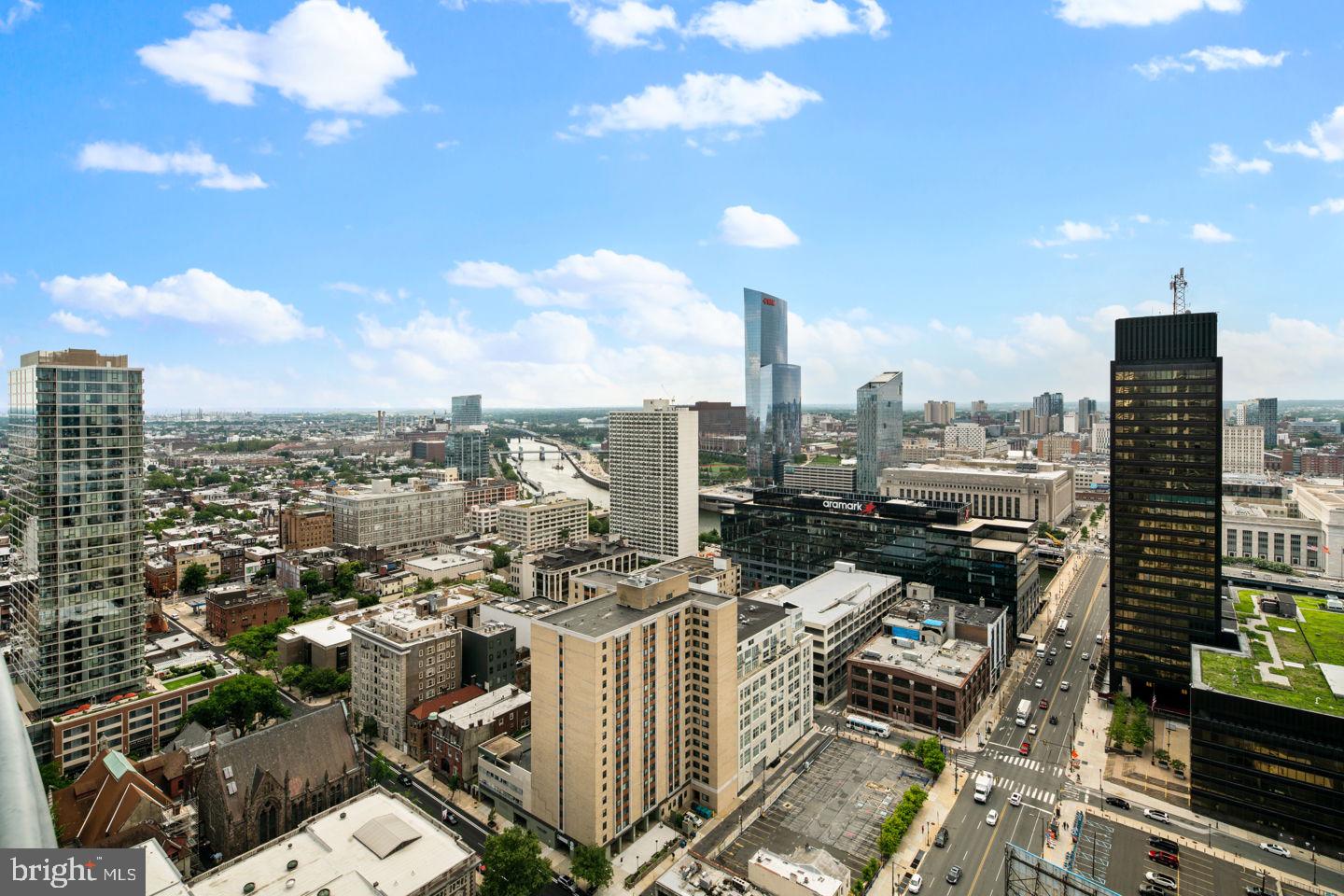 2101 Market St #3502/01