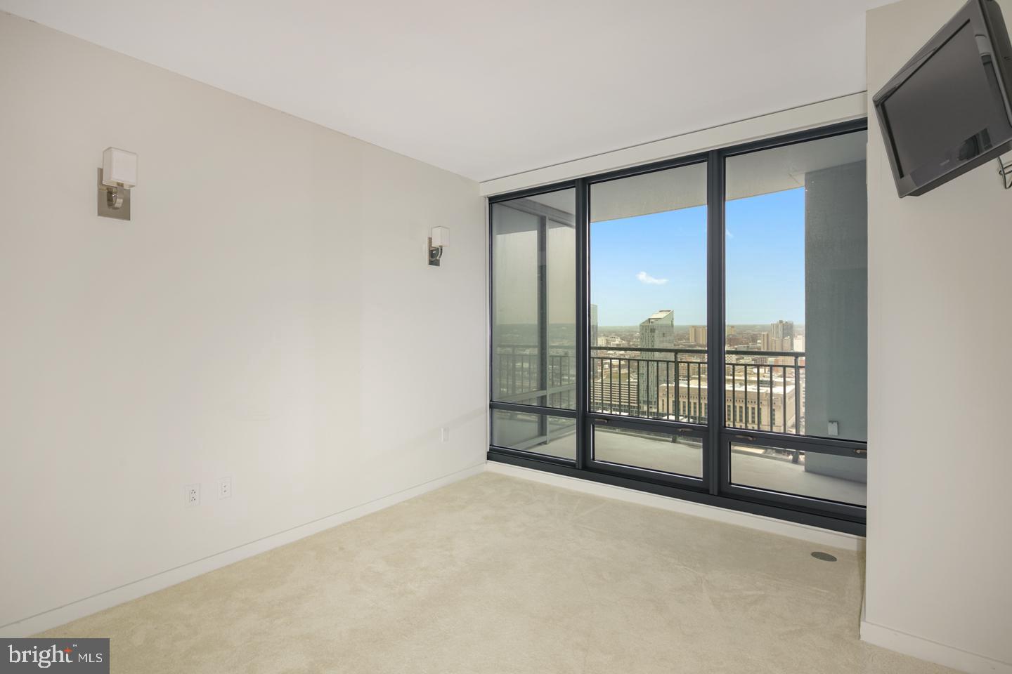 2101 Market St #3502/01