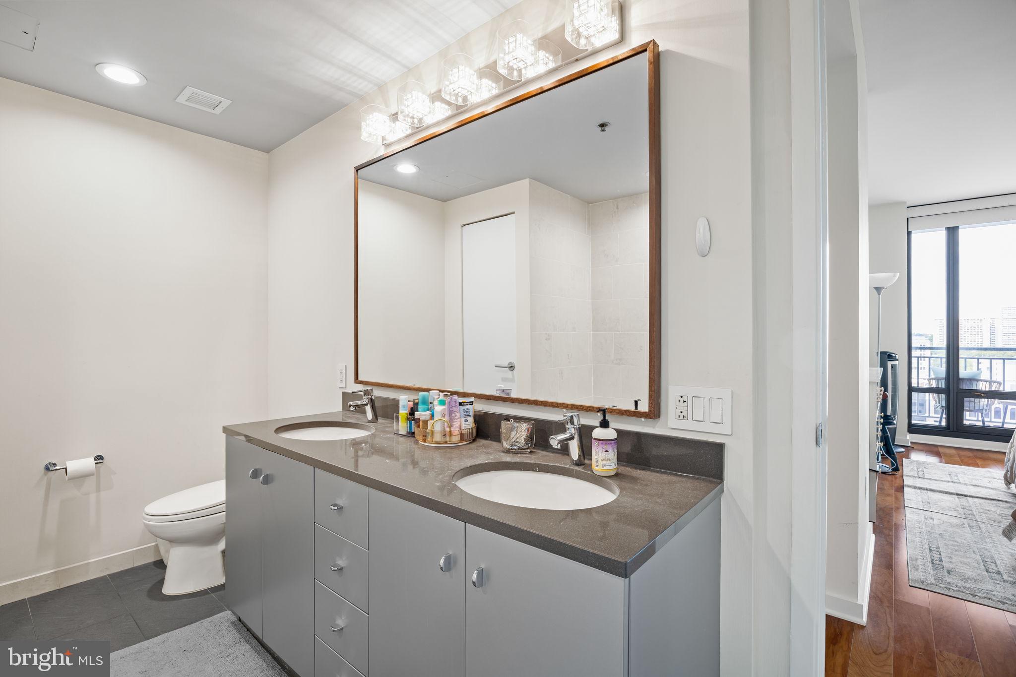 2101 MARKET STREET 1401