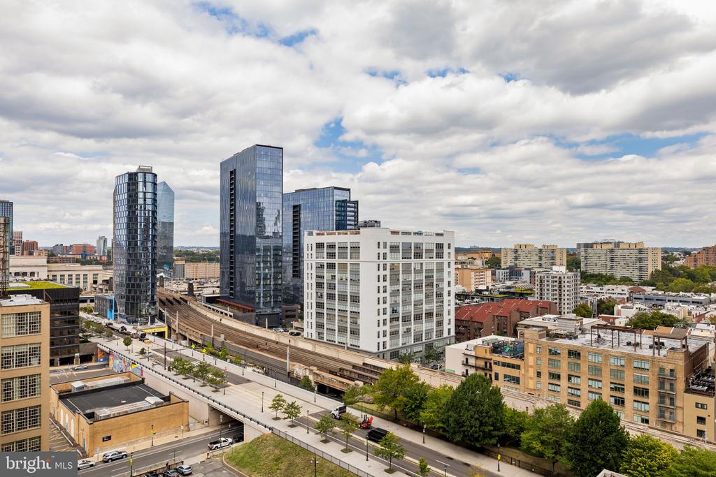 2101 MARKET STREET 1401