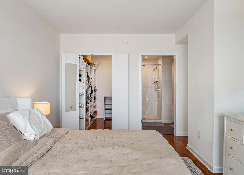 2101 MARKET STREET 1401