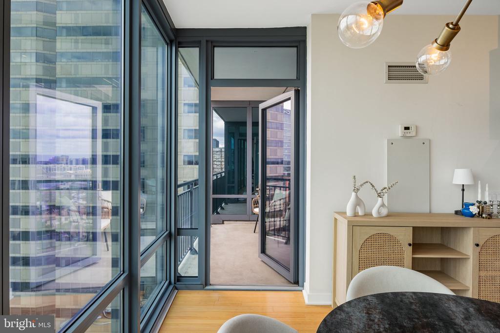 2101 MARKET STREET 1401