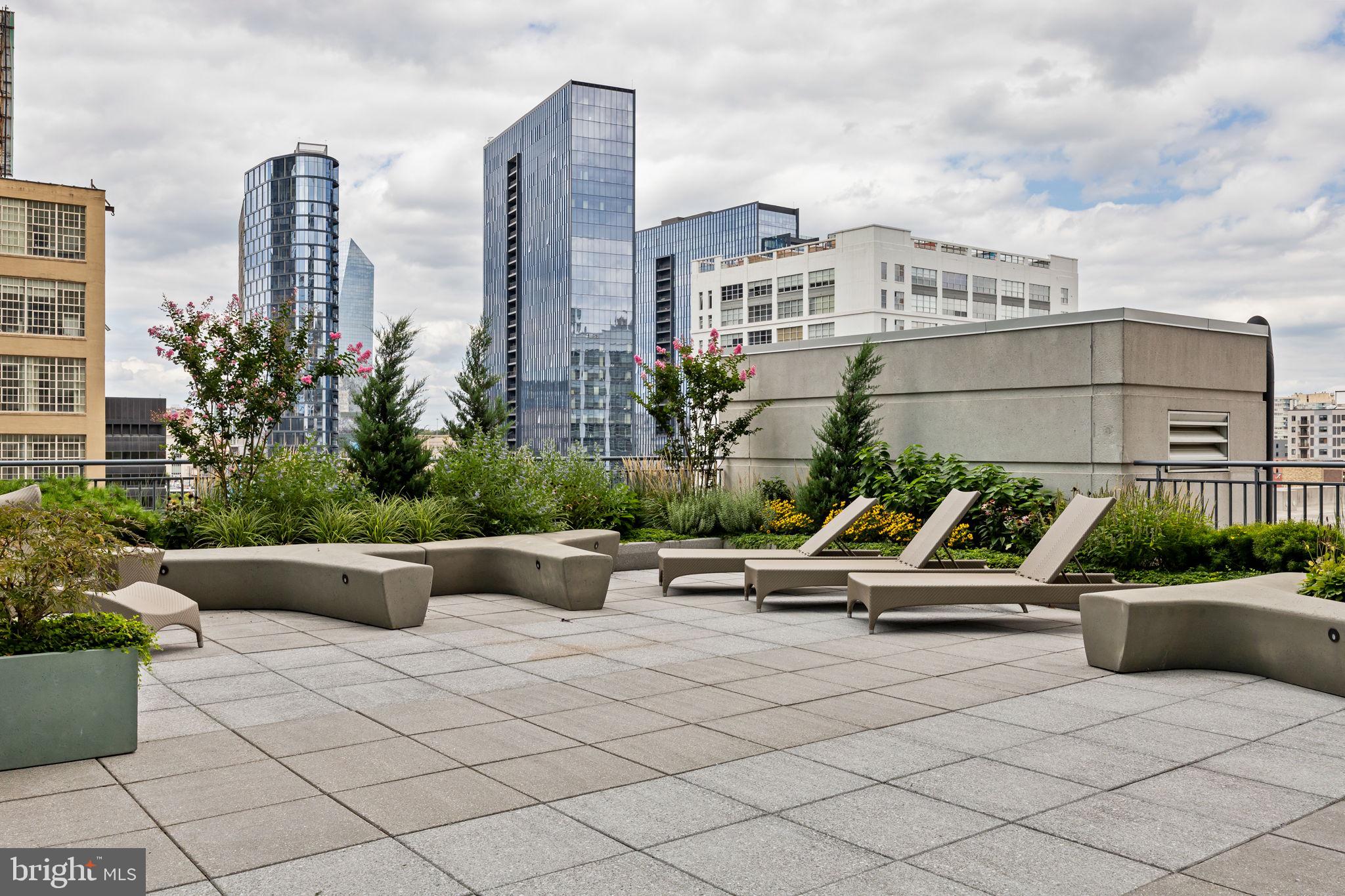 2101 MARKET STREET 4206