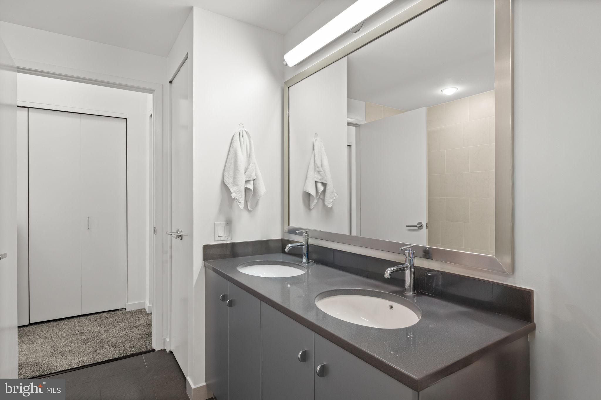2101 MARKET STREET 4206