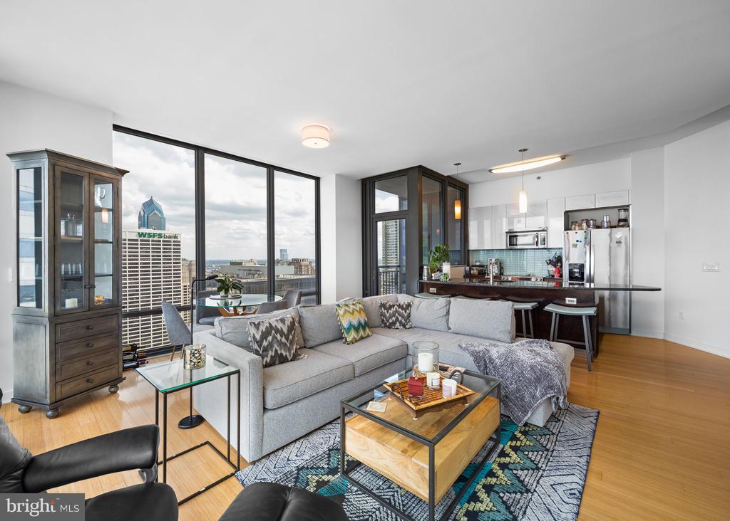 2101 MARKET STREET 4206