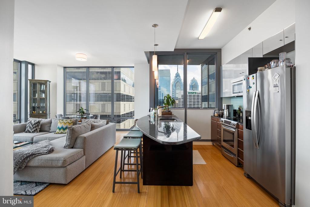 2101 MARKET STREET 4206