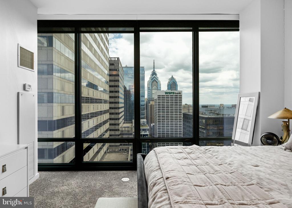 2101 MARKET STREET 4206