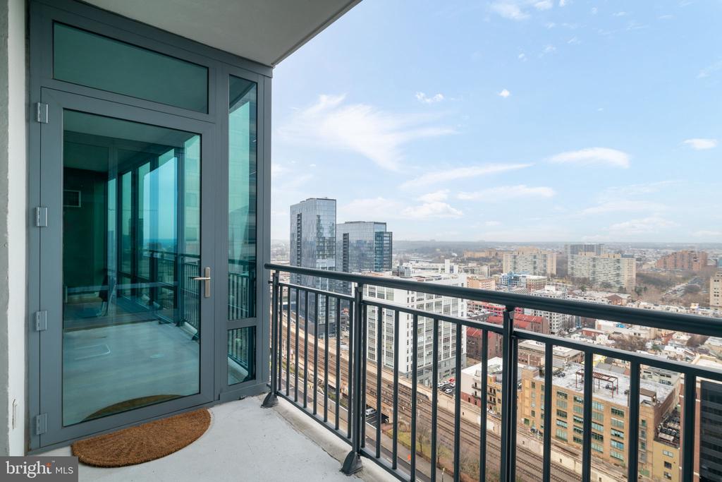 2101 MARKET STREET 2801