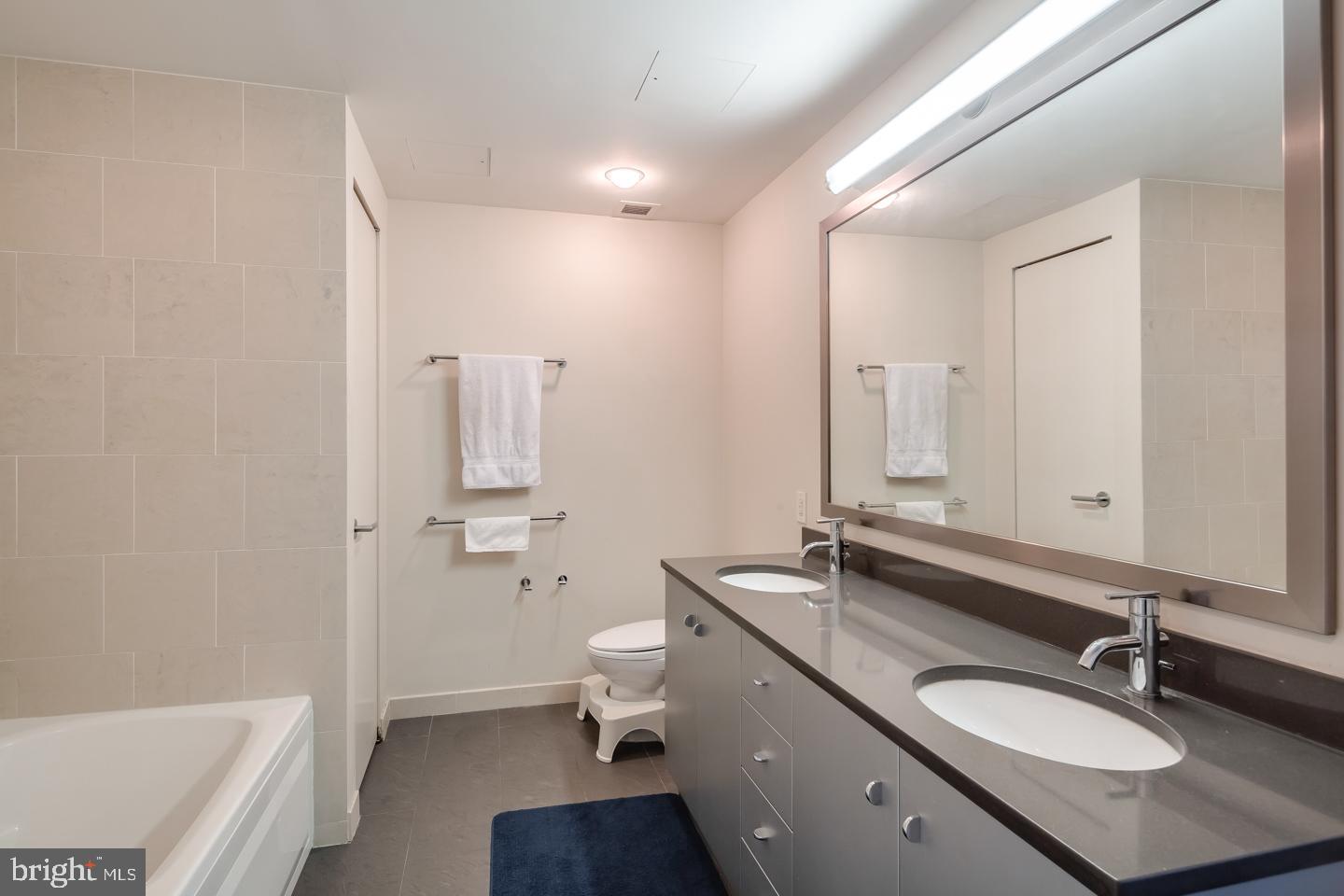 2101 MARKET STREET 2801