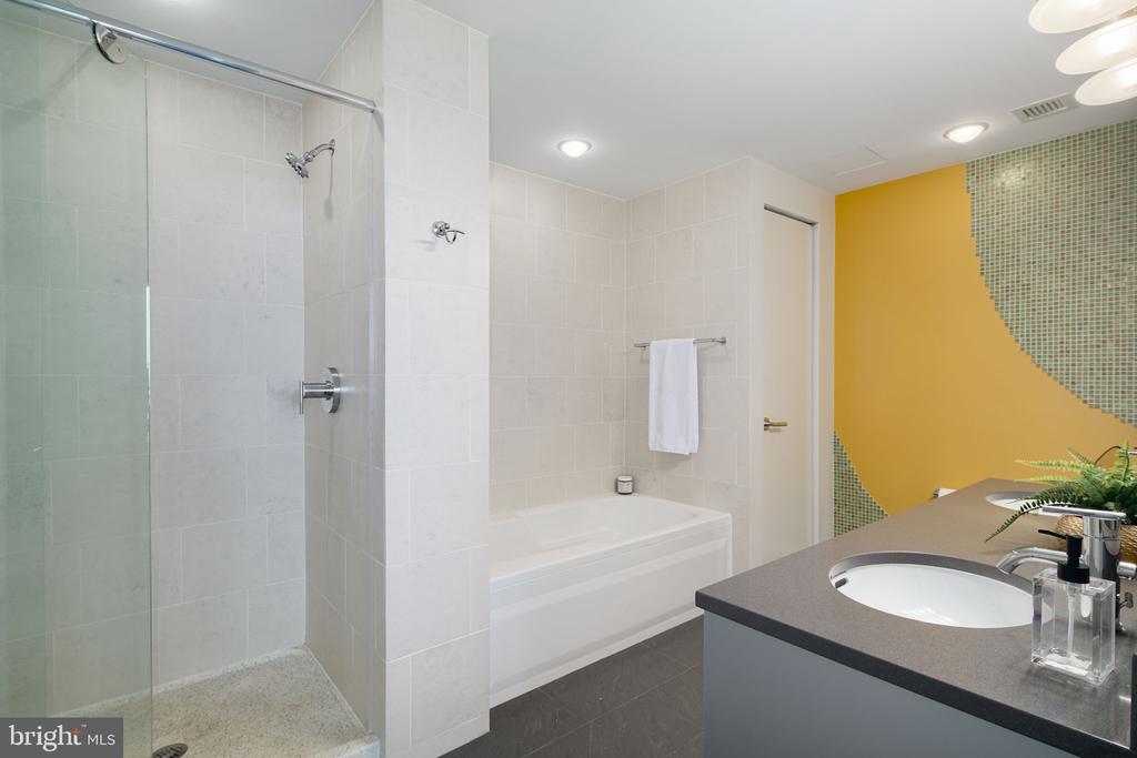 2101 MARKET STREET 2801
