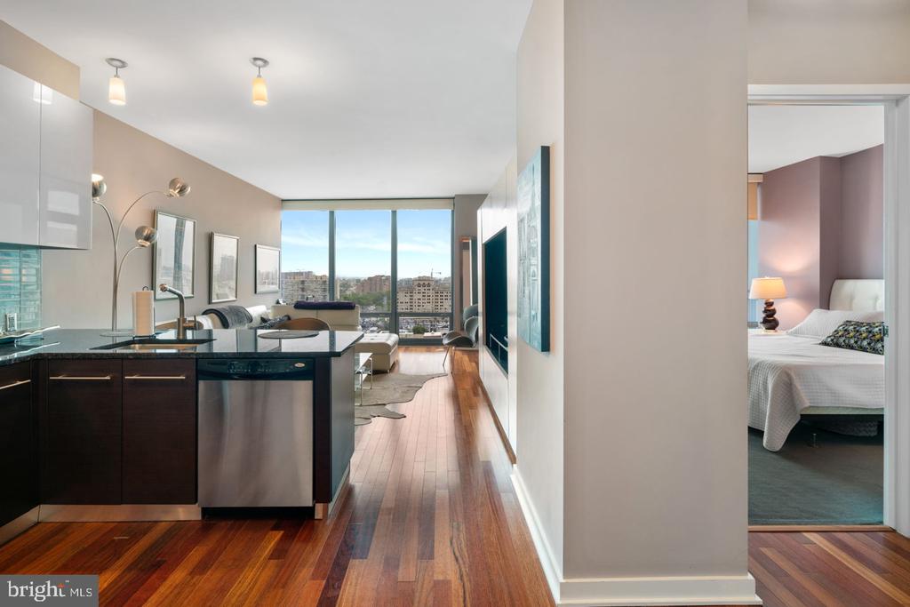2101 MARKET STREET 1408
