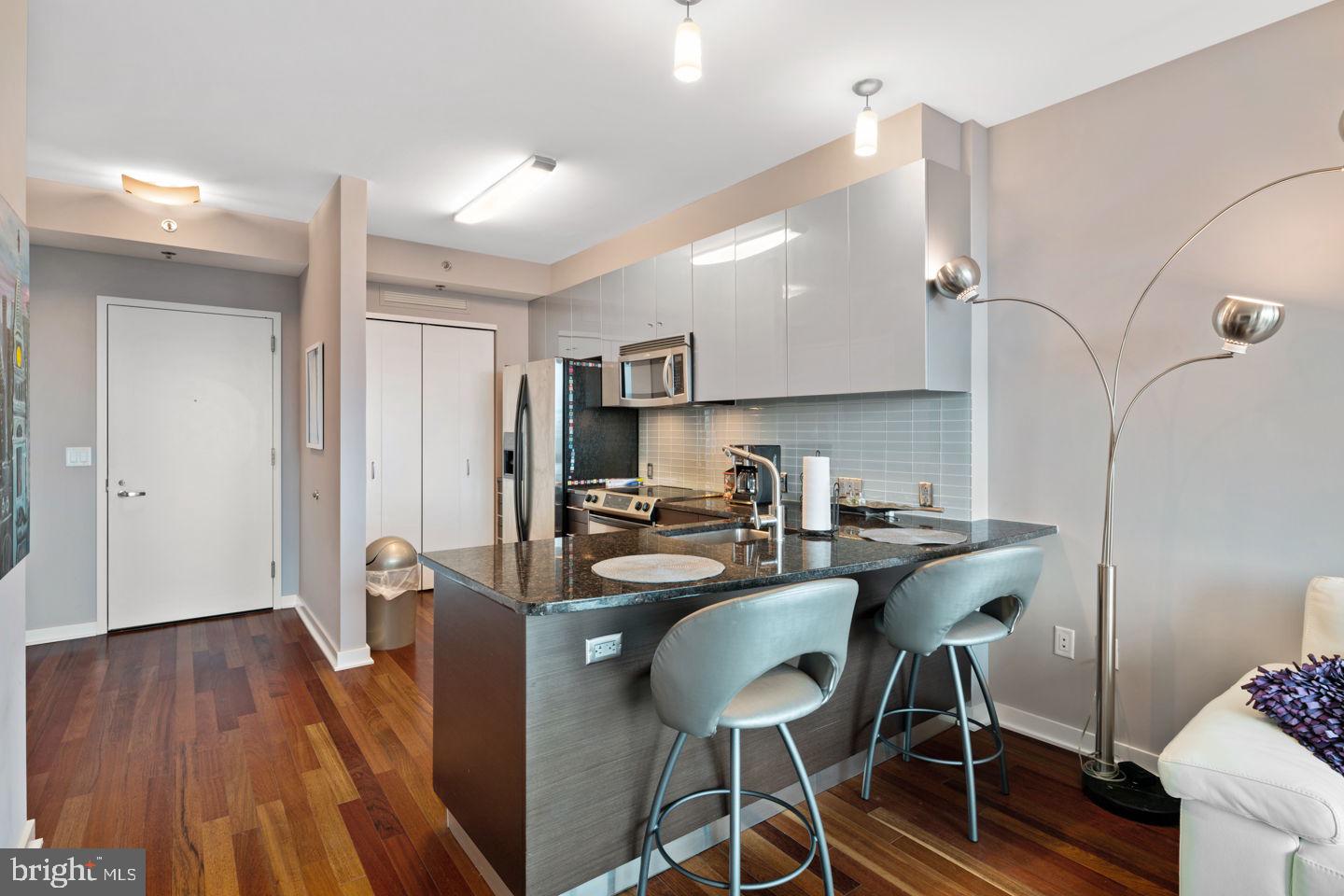 2101 MARKET STREET 1408