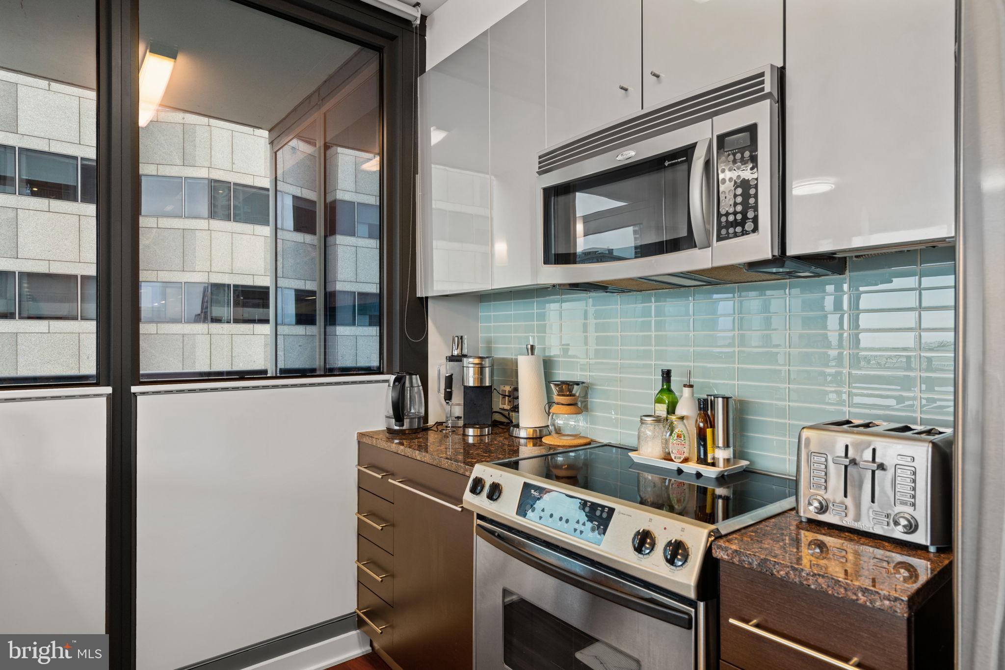 2101 MARKET STREET 00 1507