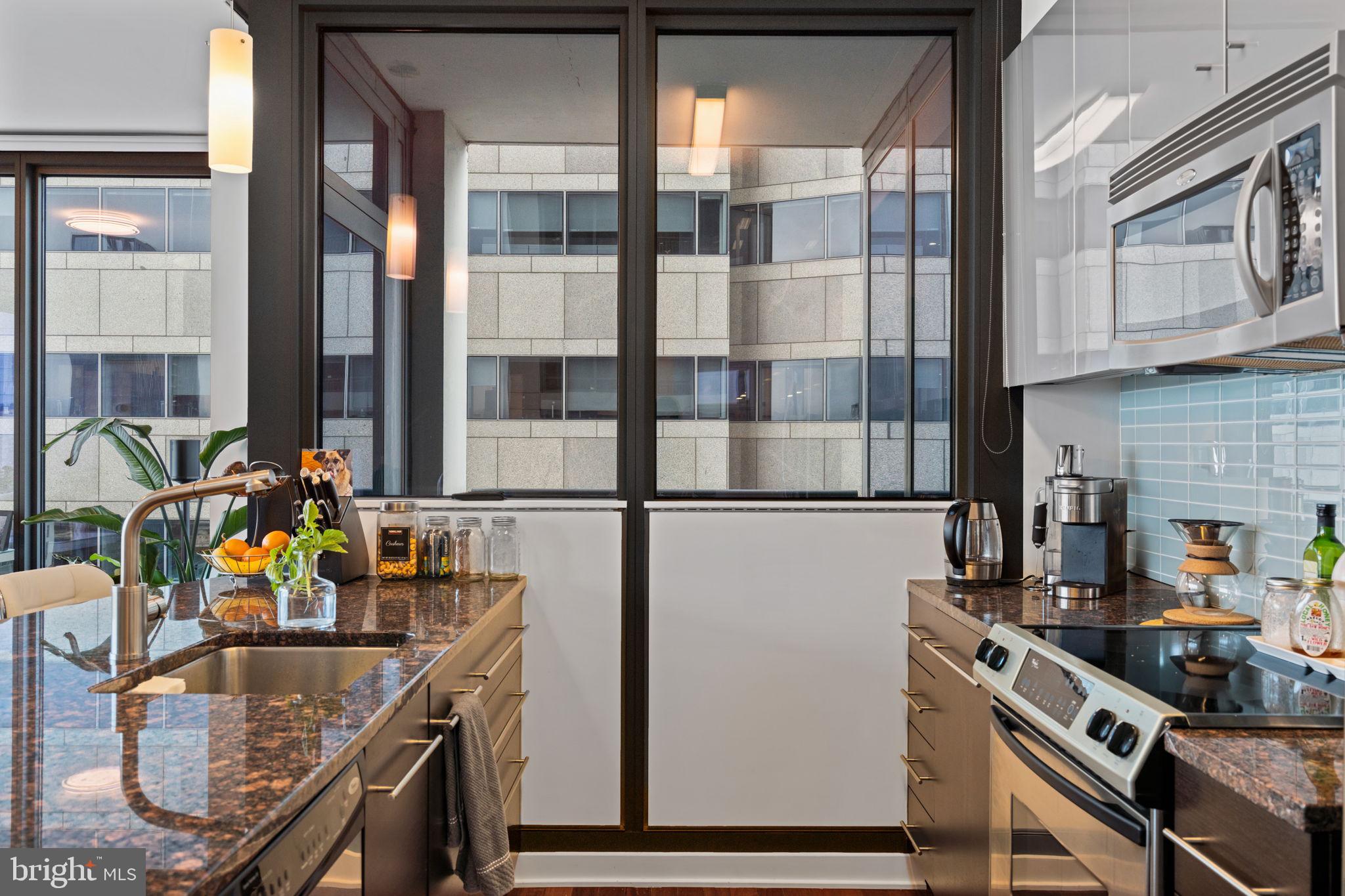 2101 MARKET STREET 00 1507