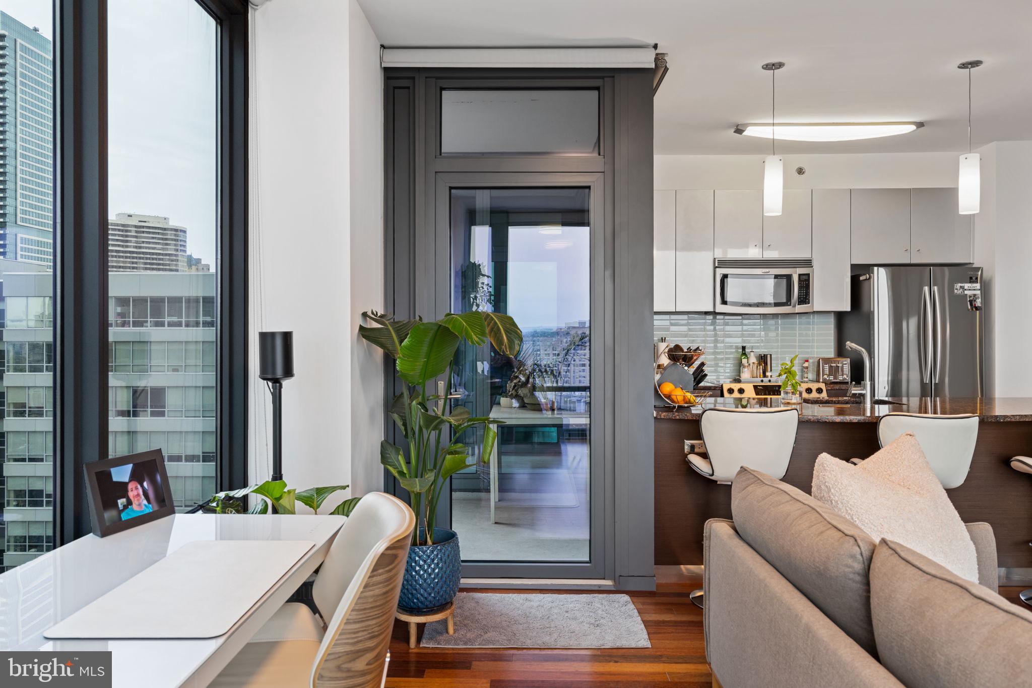 2101 MARKET STREET 00 1507