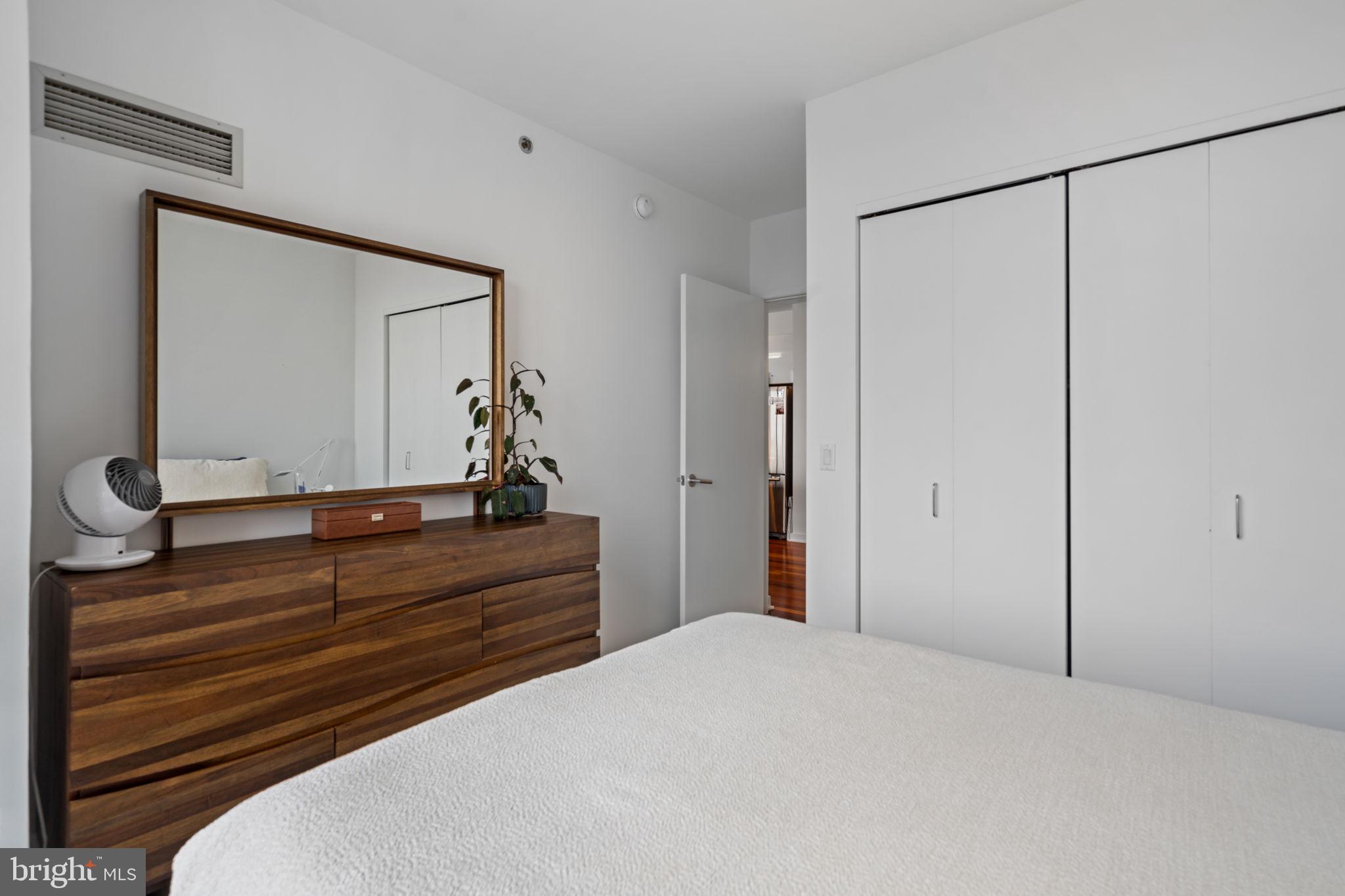 2101 MARKET STREET 00 1507