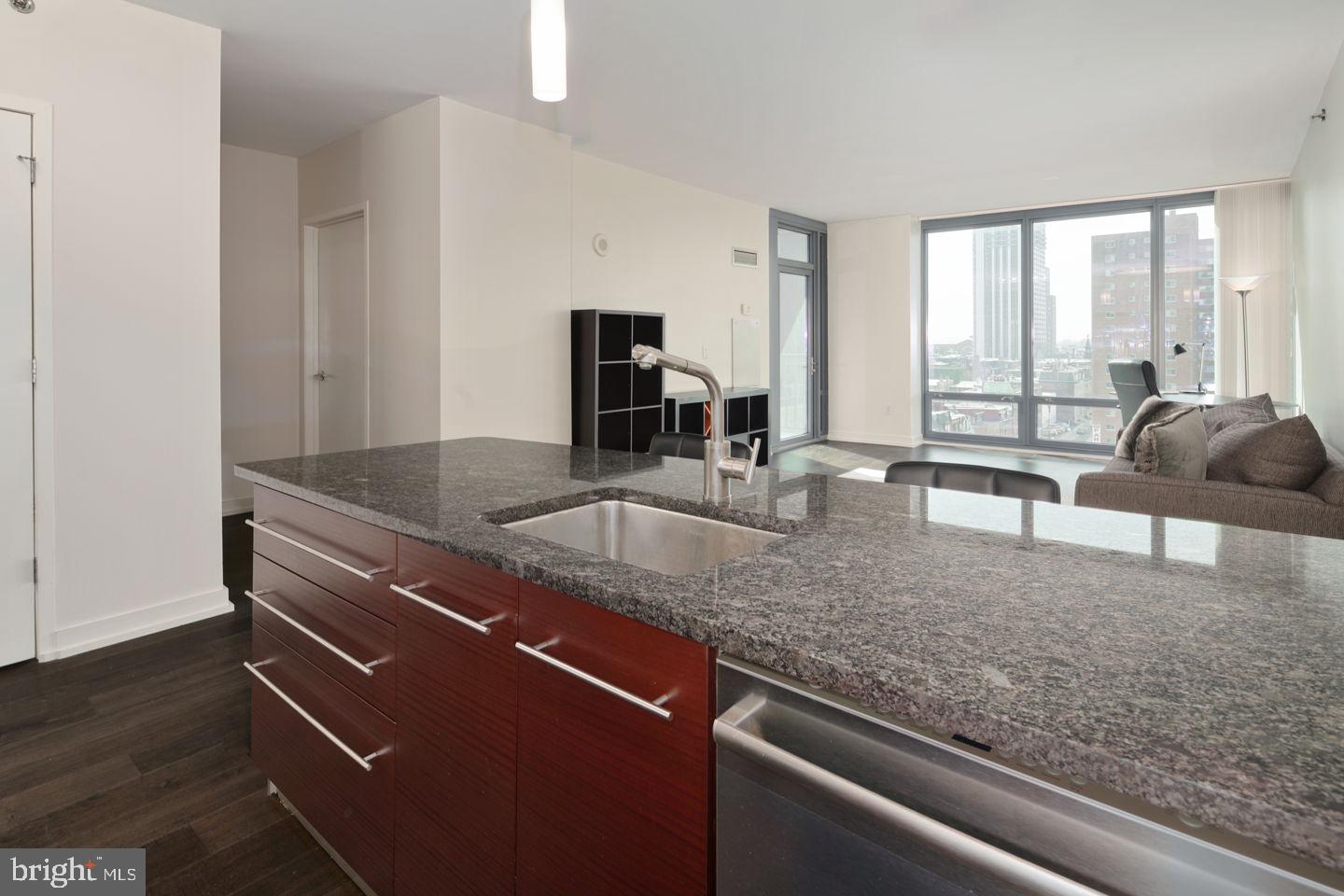 2101 MARKET STREET 805