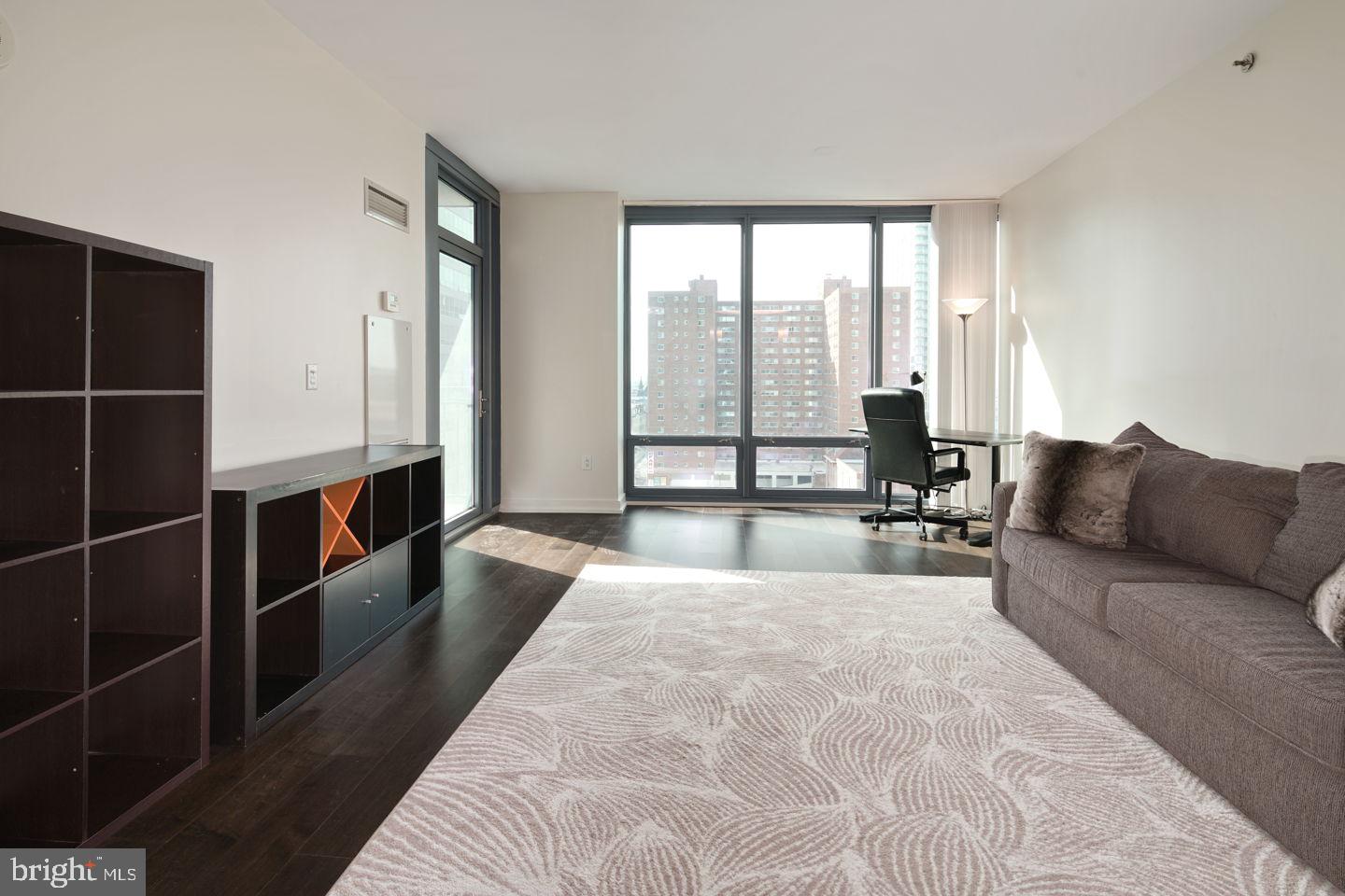 2101 MARKET STREET 805