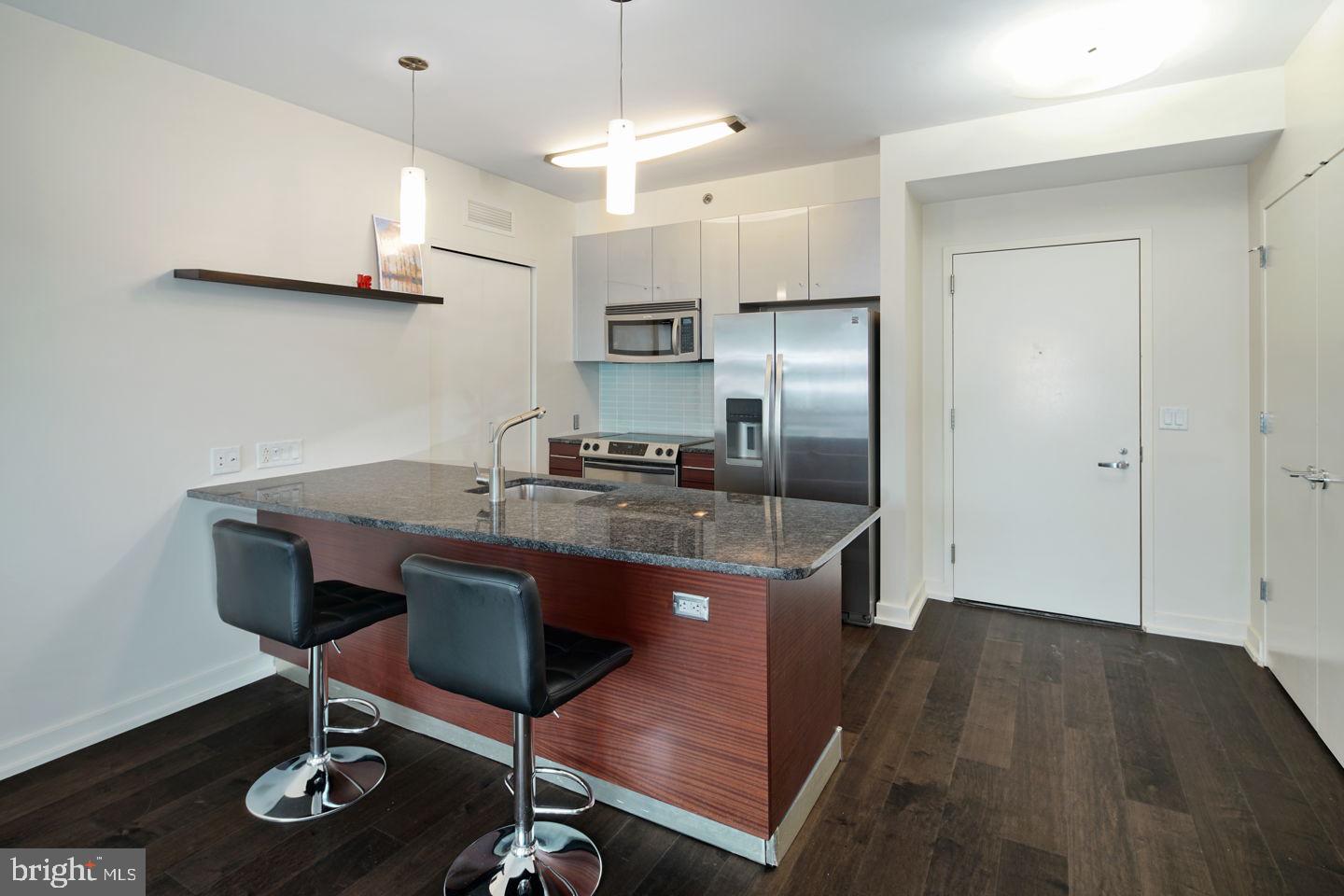 2101 MARKET STREET 805