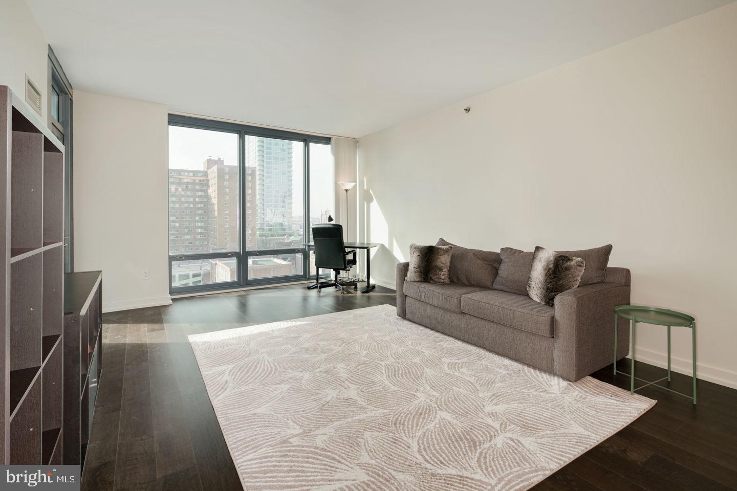 2101 MARKET STREET 805