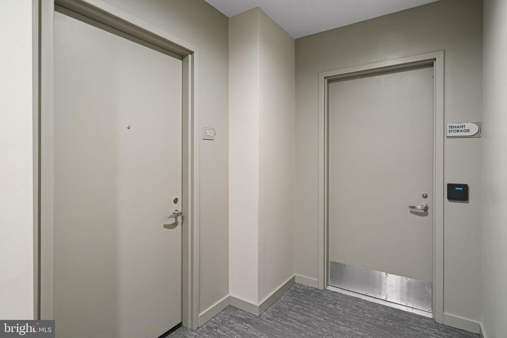 2101 MARKET STREET 302