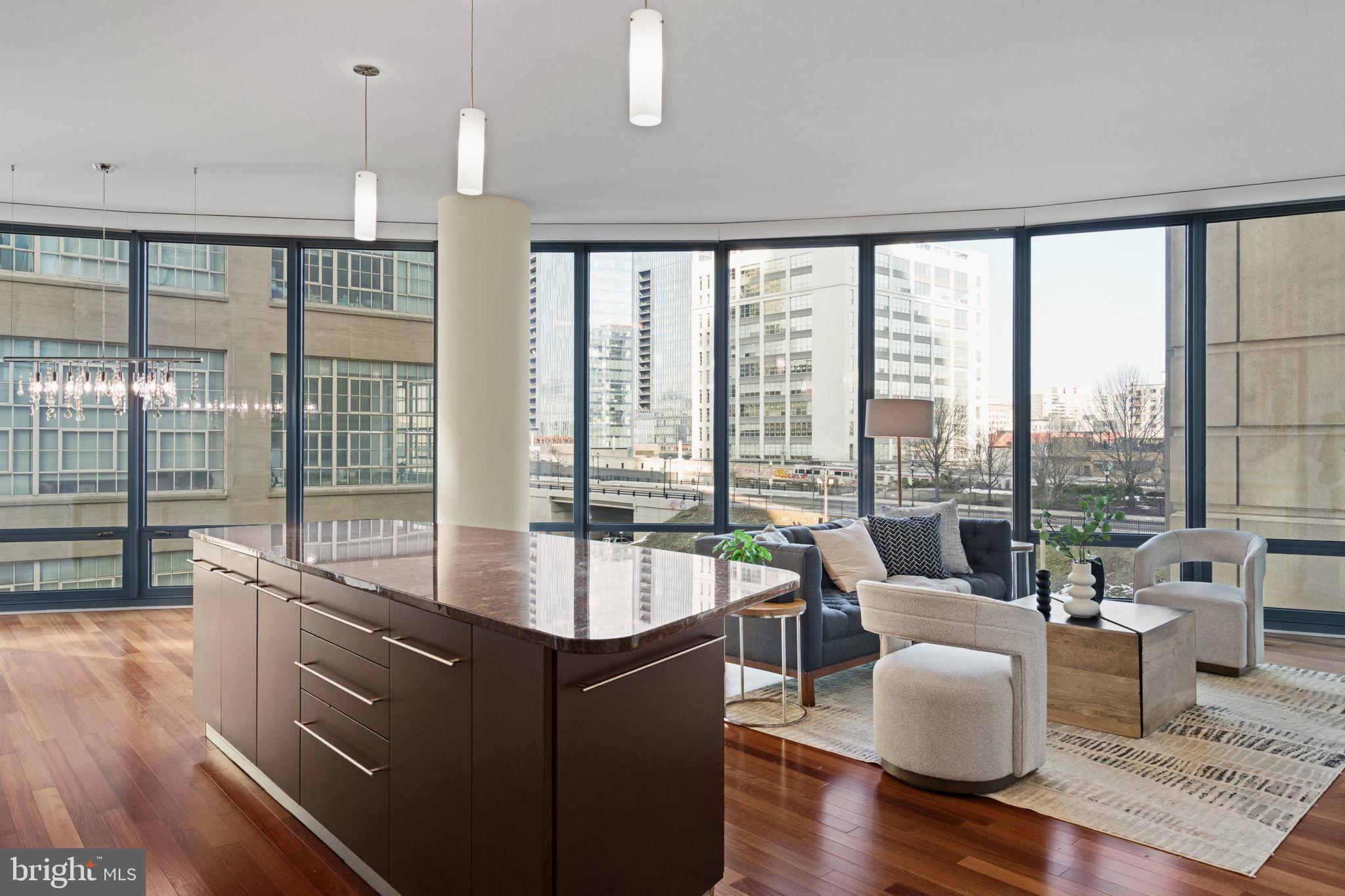 2101 MARKET STREET 302