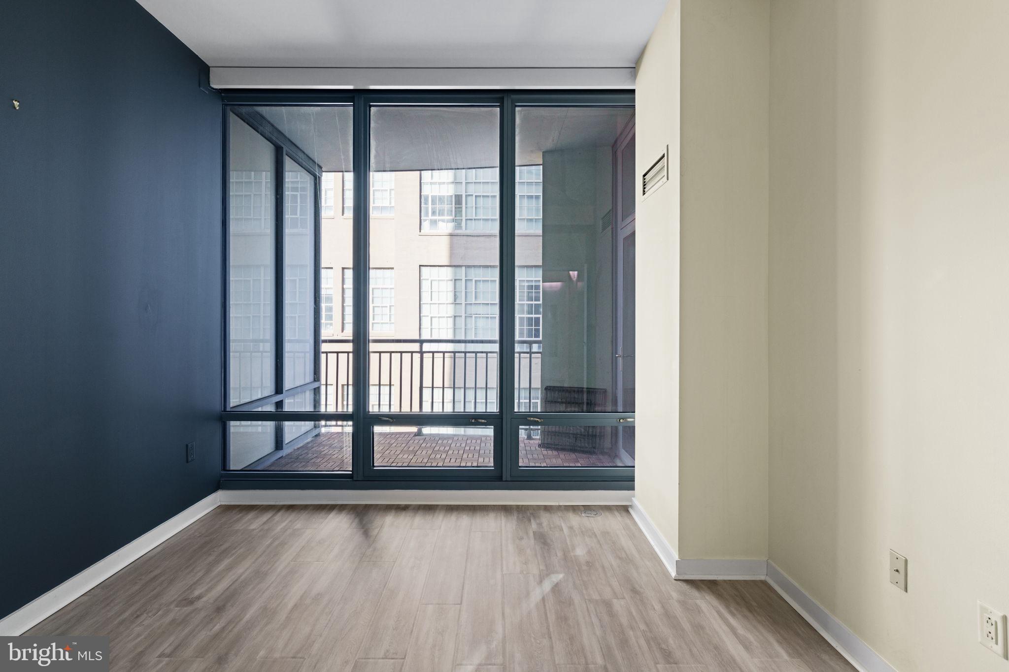 2101 MARKET STREET 302